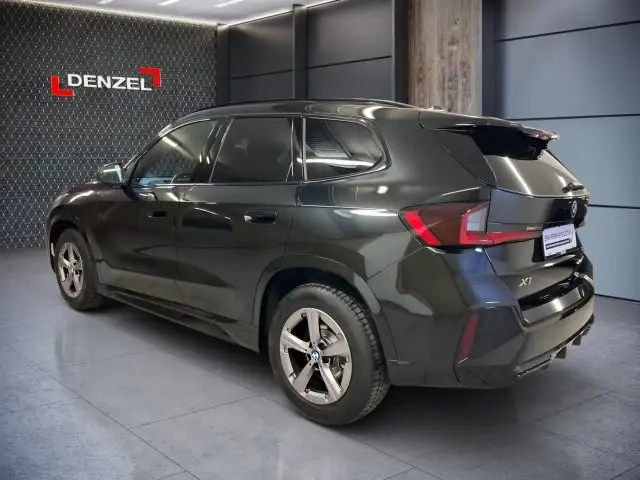 BMW X1 xDrive20d U11 B47 Ansicht 3