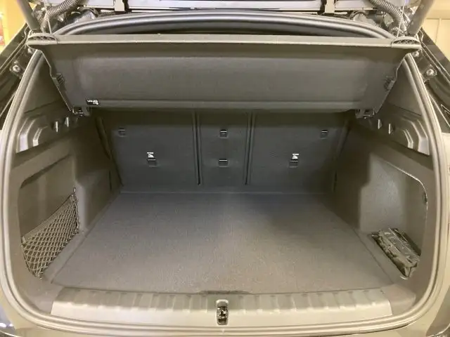 BMW X1 xDrive20d U11 B47 Ansicht 6