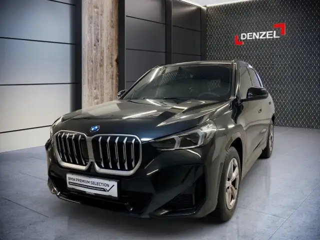 BMW X1 xDrive20d U11 B47 Ansicht 1
