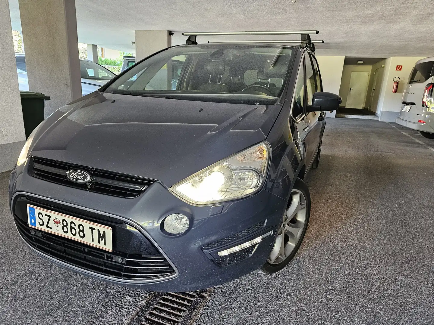 Ford S-Max Titanium 2,0 TDCi DPF - 2