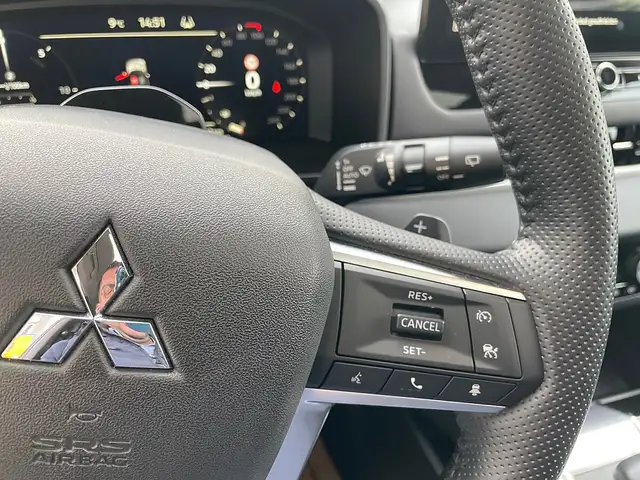 Mitsubishi Outlander 2,4 PHEV S-AWC Diamond Ansicht 31