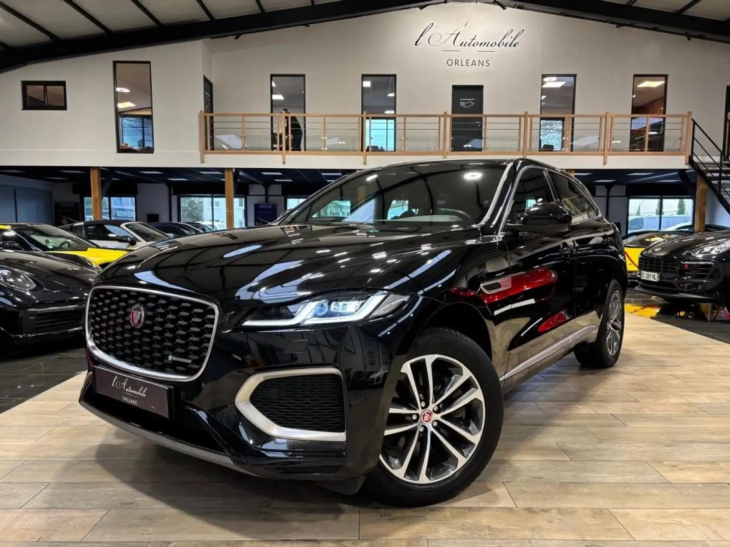 Jaguar F-Pace P400E PHEV R-DYNAMIC AWD BVA - 1