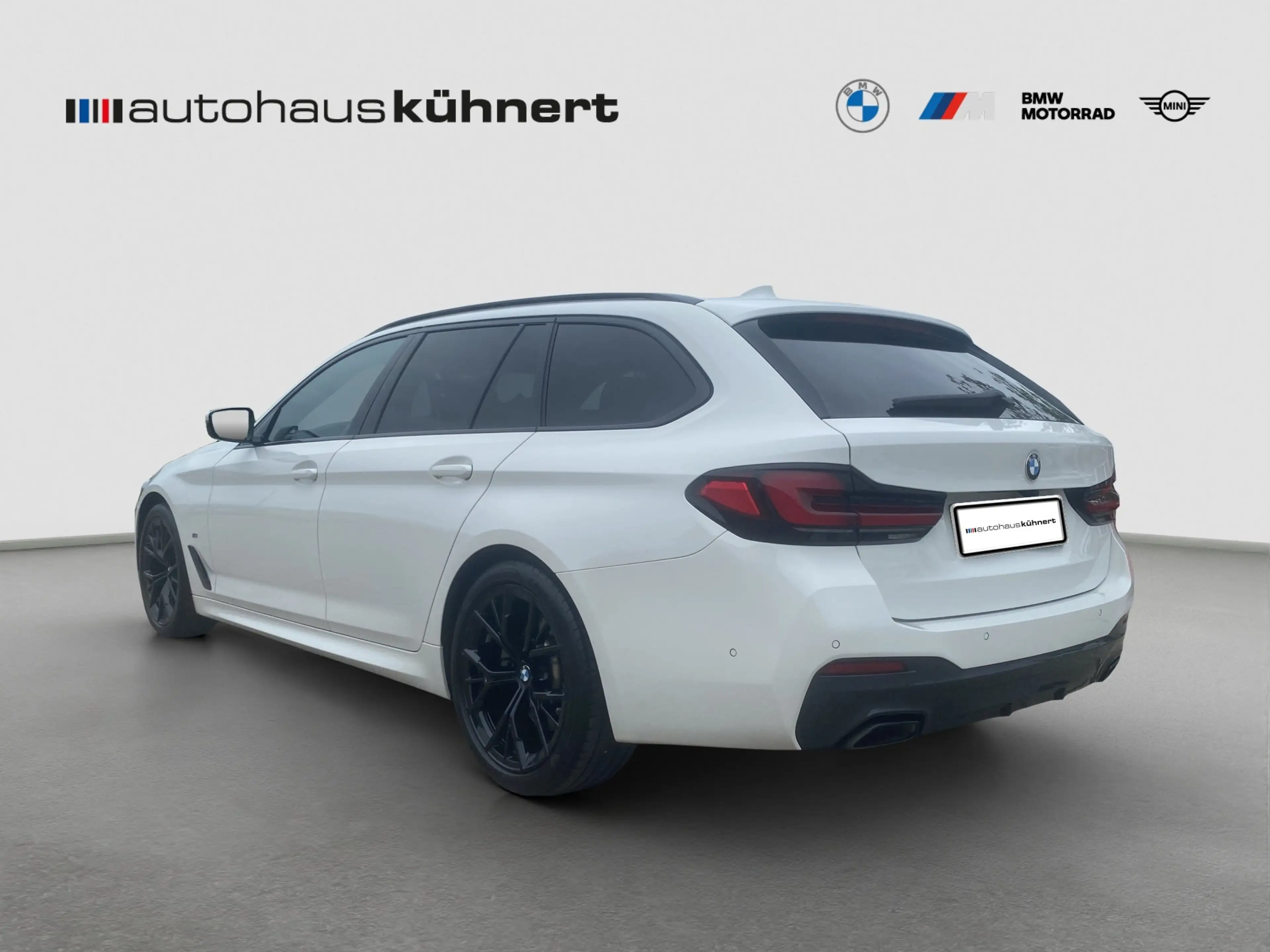 BMW 520 d xDrive Touring ///M-Sport ACC Laser SpurAss HUD — photo 5