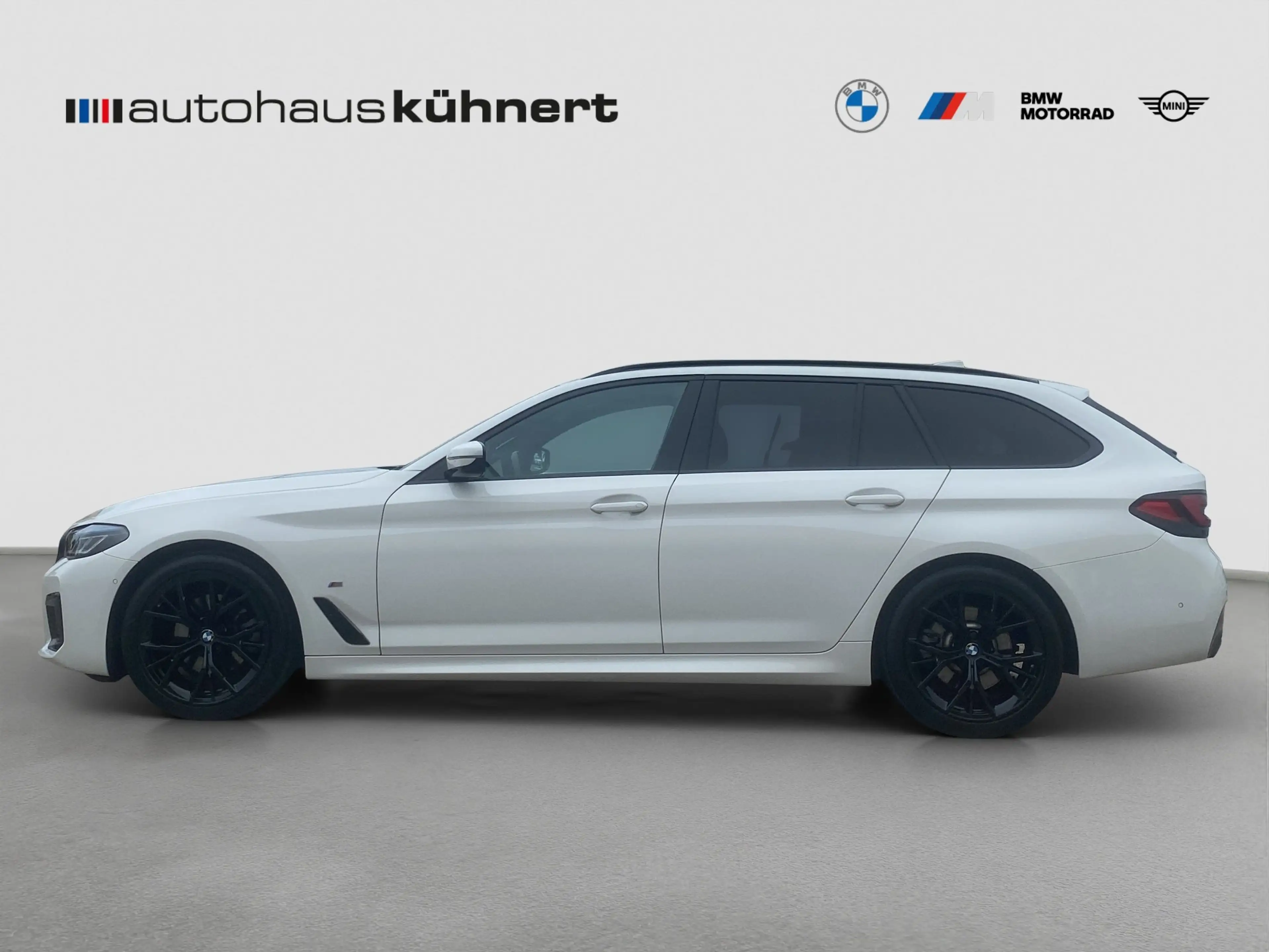 BMW 520 d xDrive Touring ///M-Sport ACC Laser SpurAss HUD — photo 4