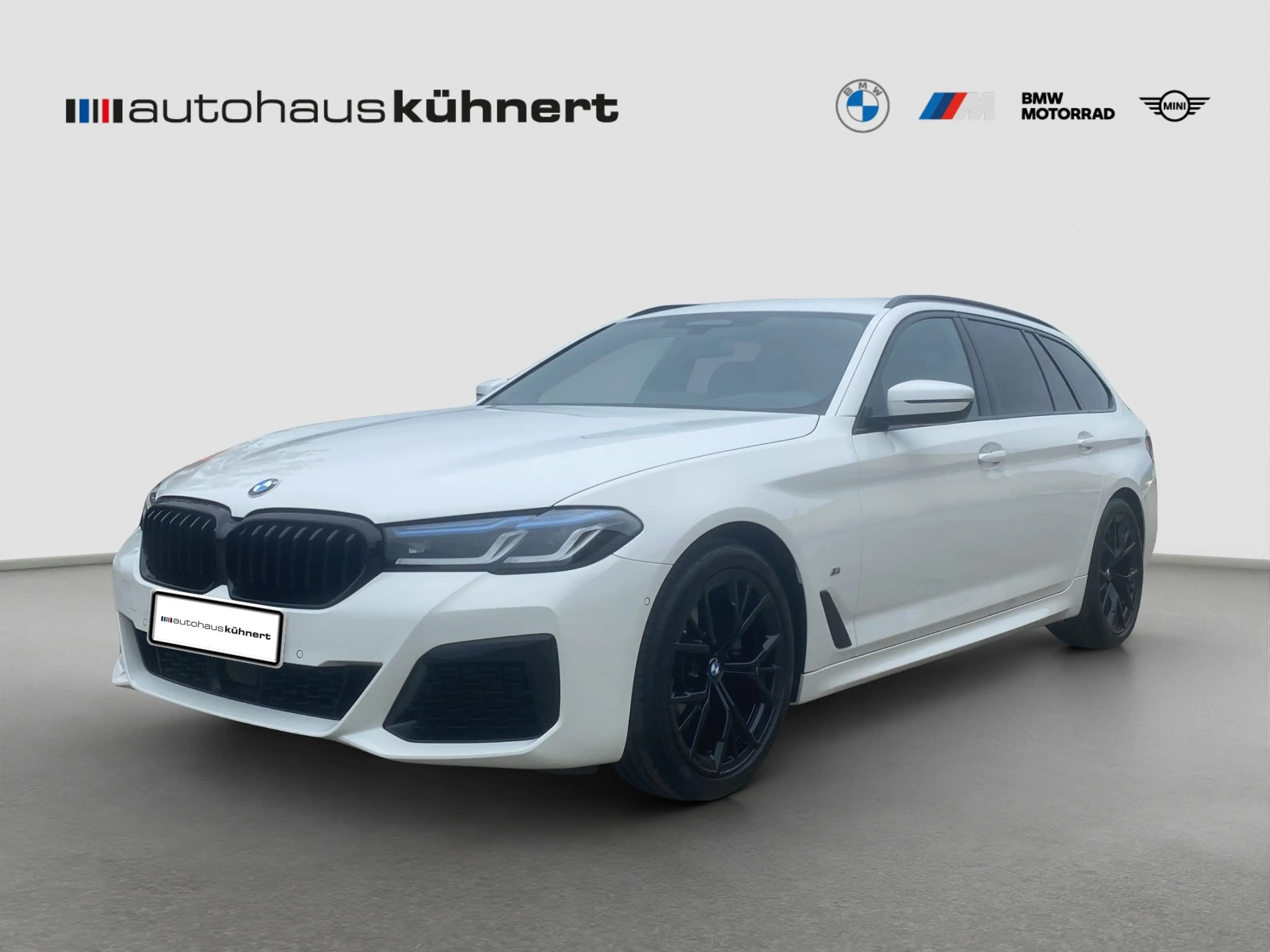 BMW 520 d xDrive Touring ///M-Sport ACC Laser SpurAss HUD — photo 2