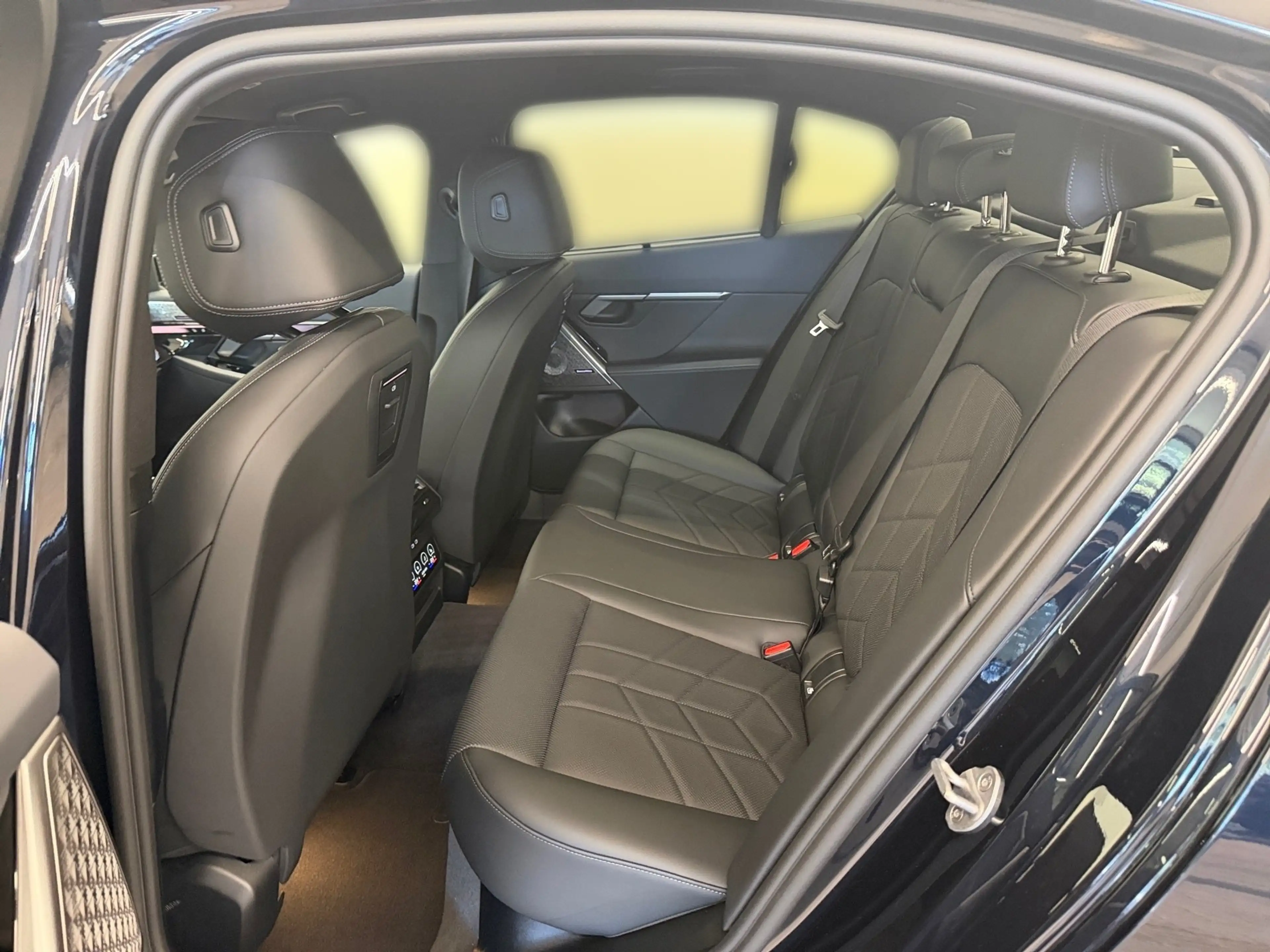 BMW 540 d xDrive — photo 7