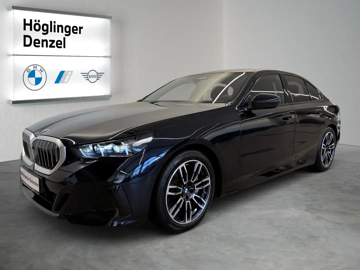 BMW 540 d xDrive Schwarz - 2