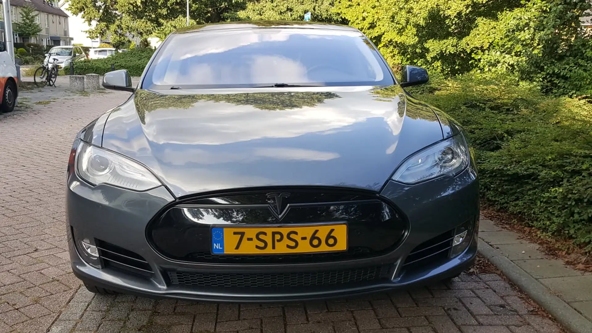 Tesla Model S Model S 85 Performance - 2