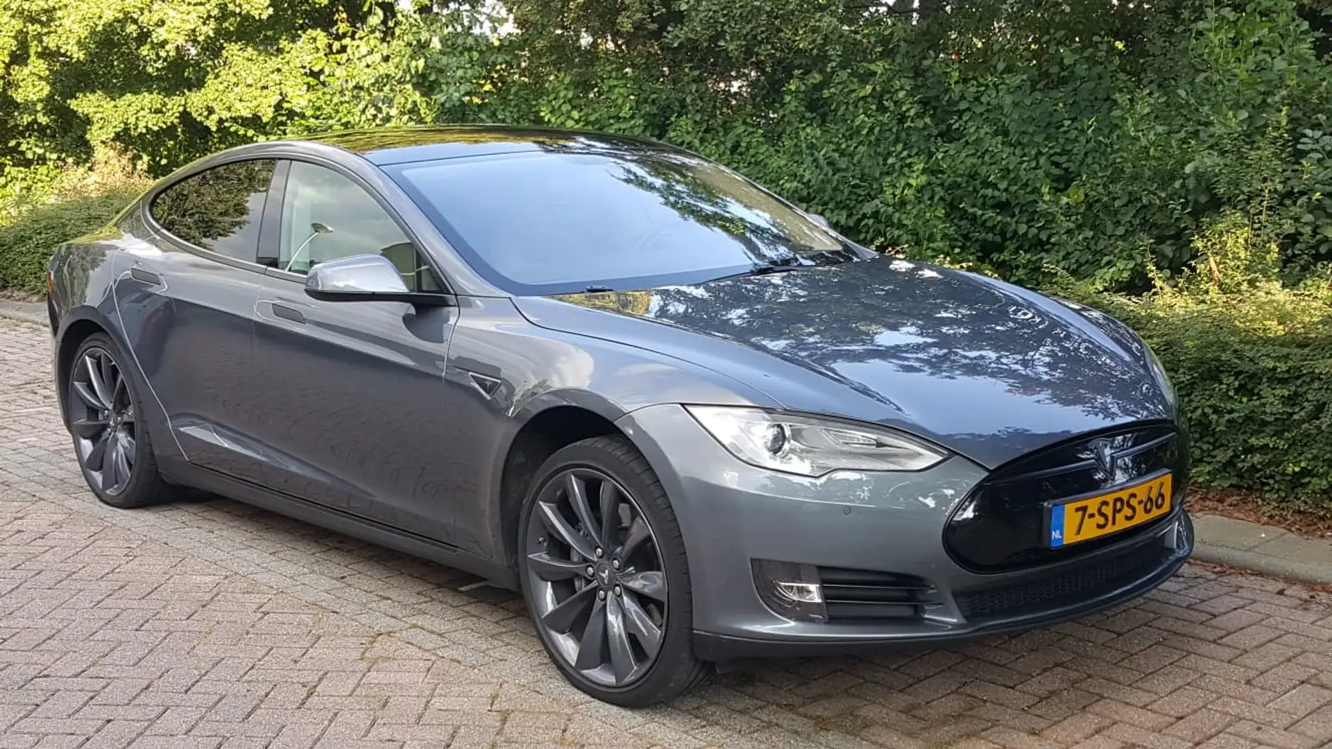 Tesla Model S Model S 85 Performance - 1