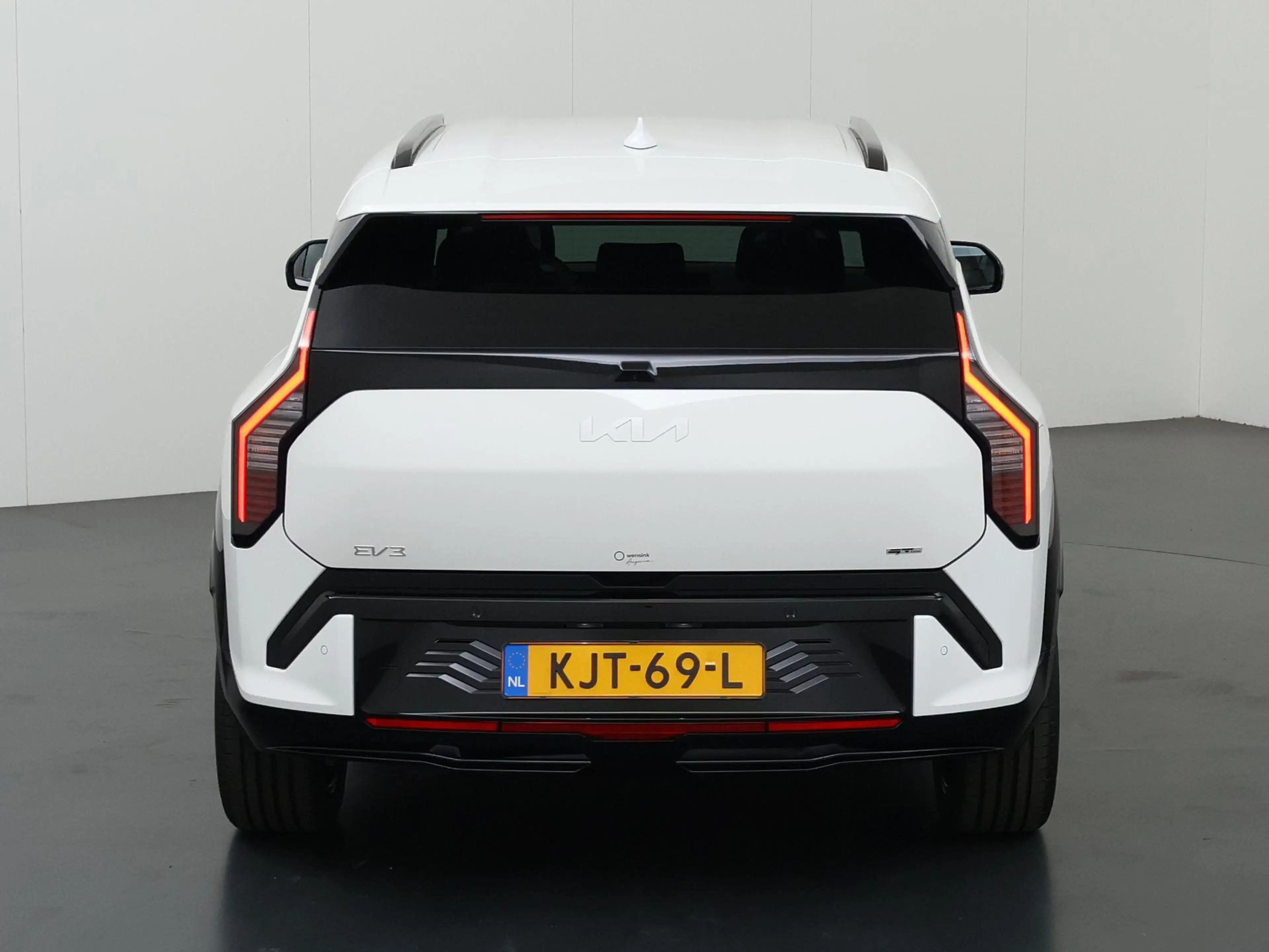 Kia EV3 GT-Line Business Edition 81.4 kWh — photo 4