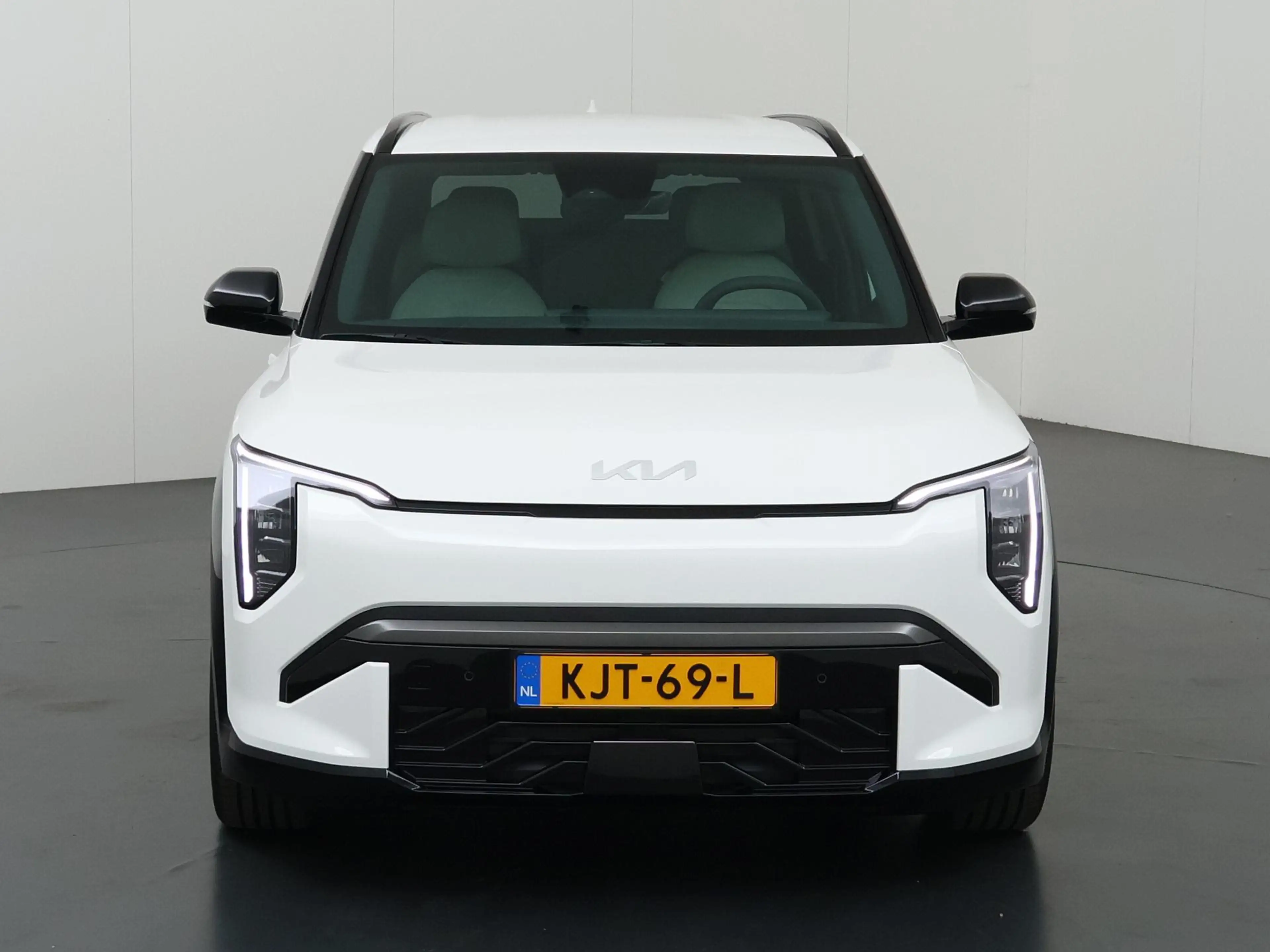 Kia EV3 GT-Line Business Edition 81.4 kWh — photo 3
