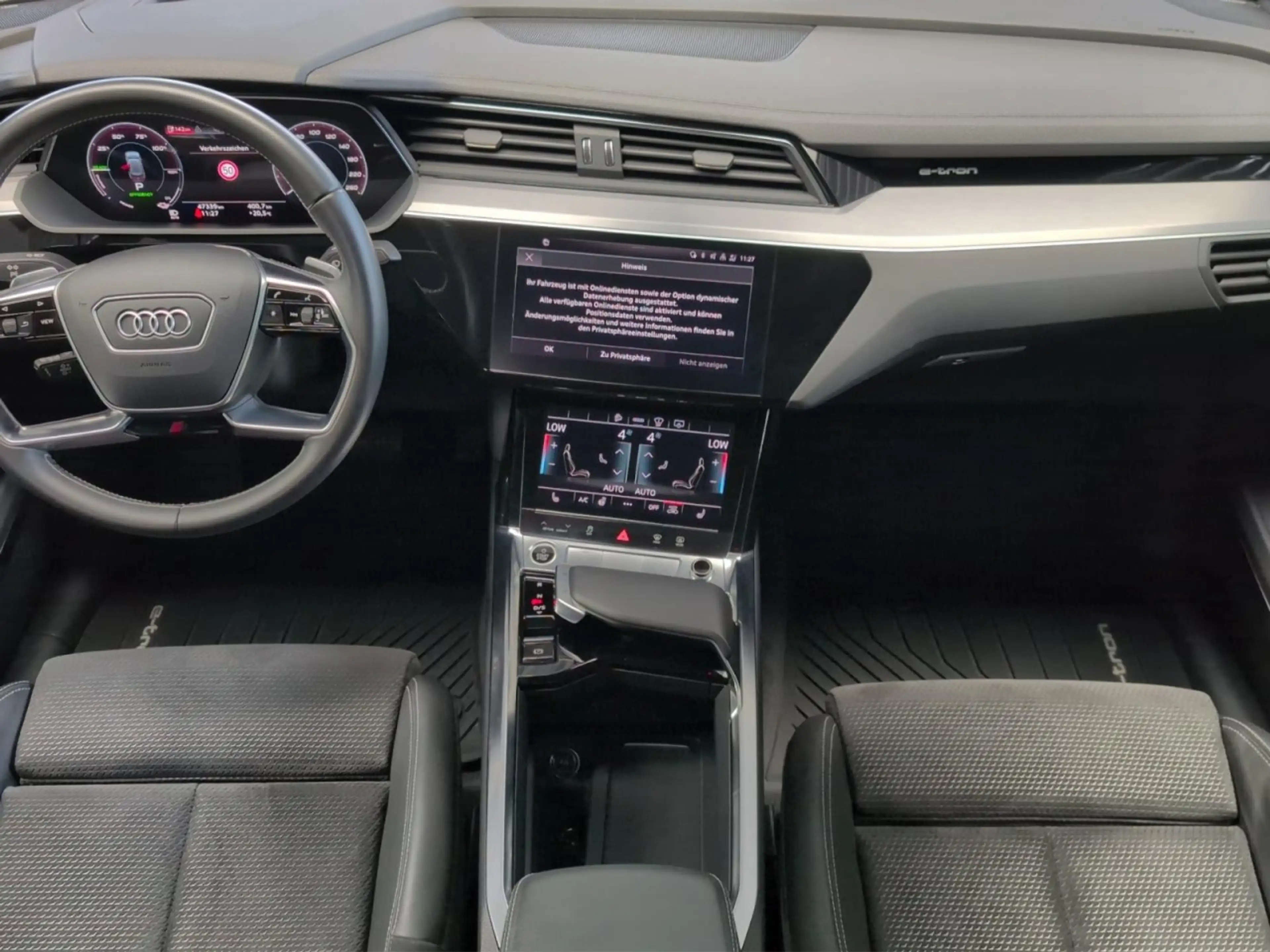 Audi e-tron Sportback S line quattro 230 kW Klima Navi — photo 13