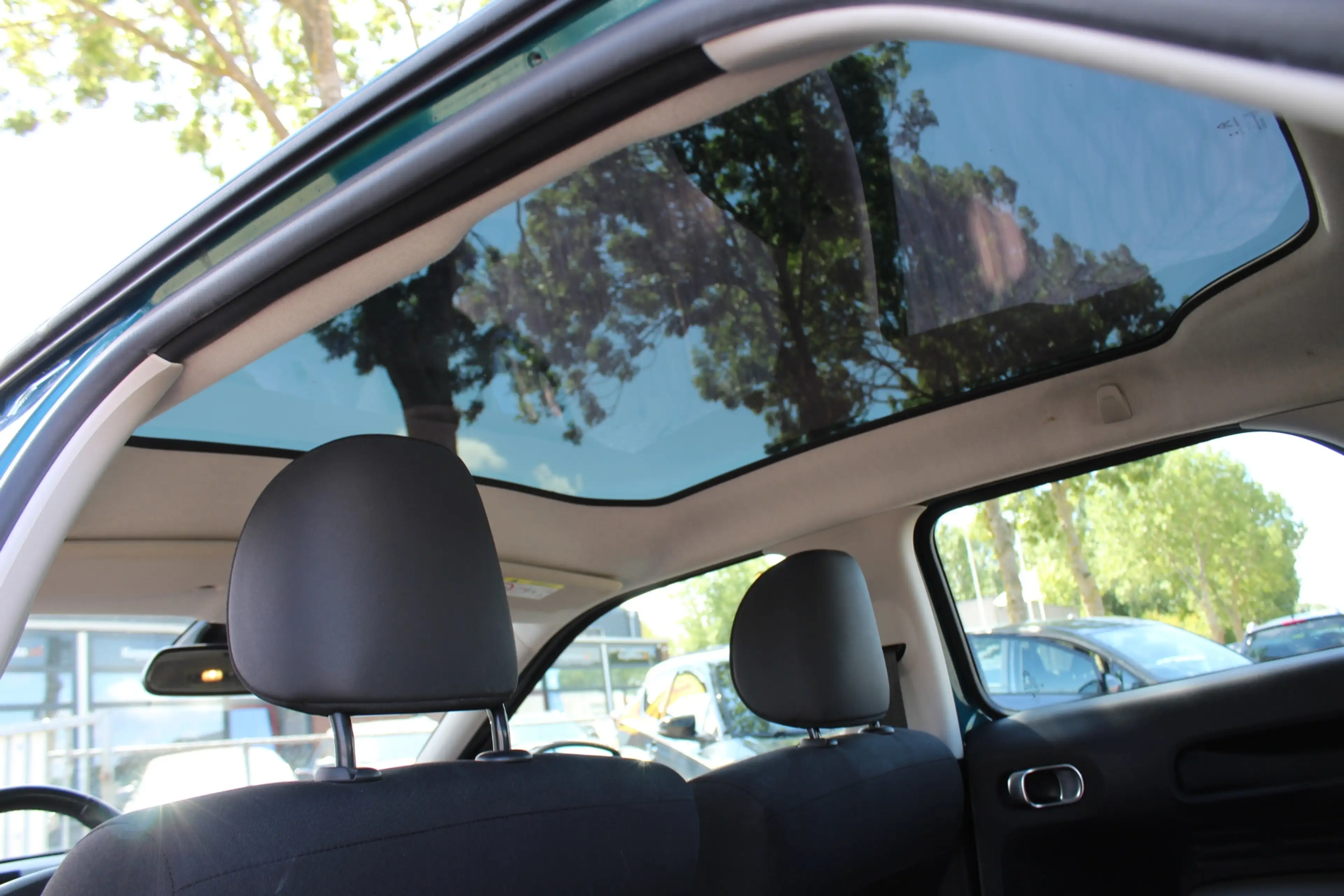 Citroen C4 Cactus 1.2 PureTech Feel 1E EIG PANORAMADAK ANDROID MULTI — photo 3