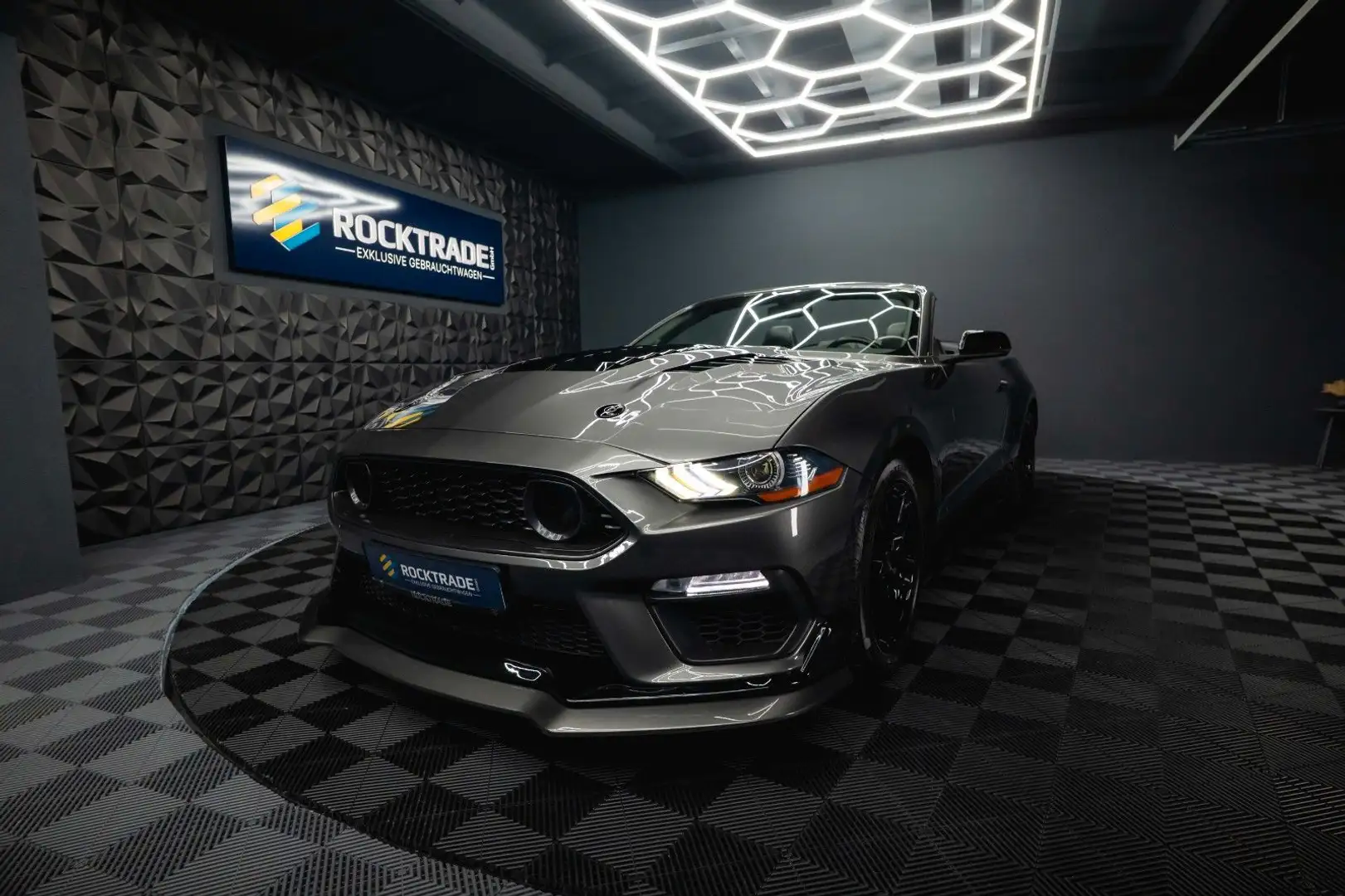 Ford Mustang Shelby GT 500 5.0 V8 PREMIUM Performance Grau - 2