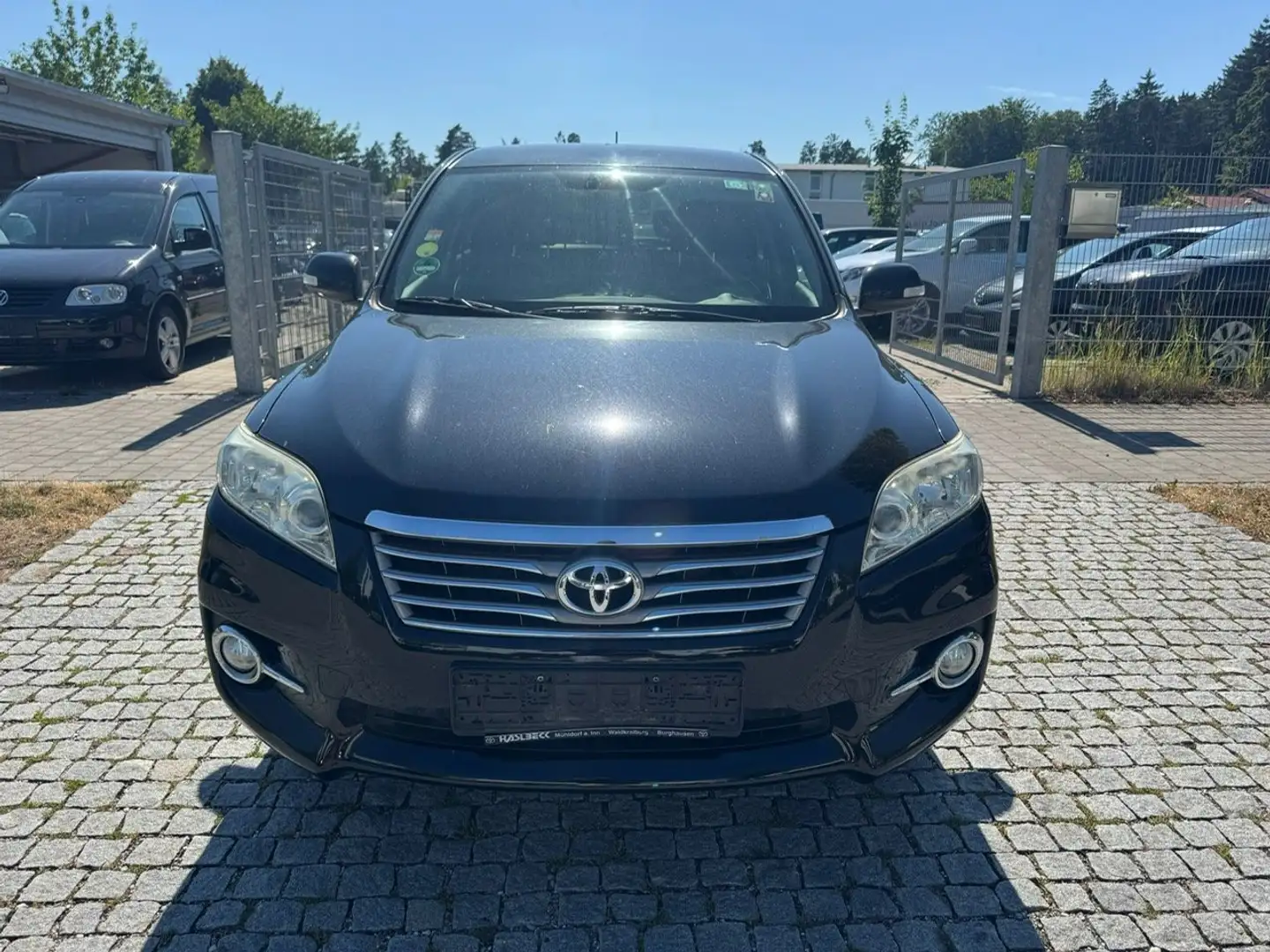 Toyota RAV 4 Life Schwarz - 2