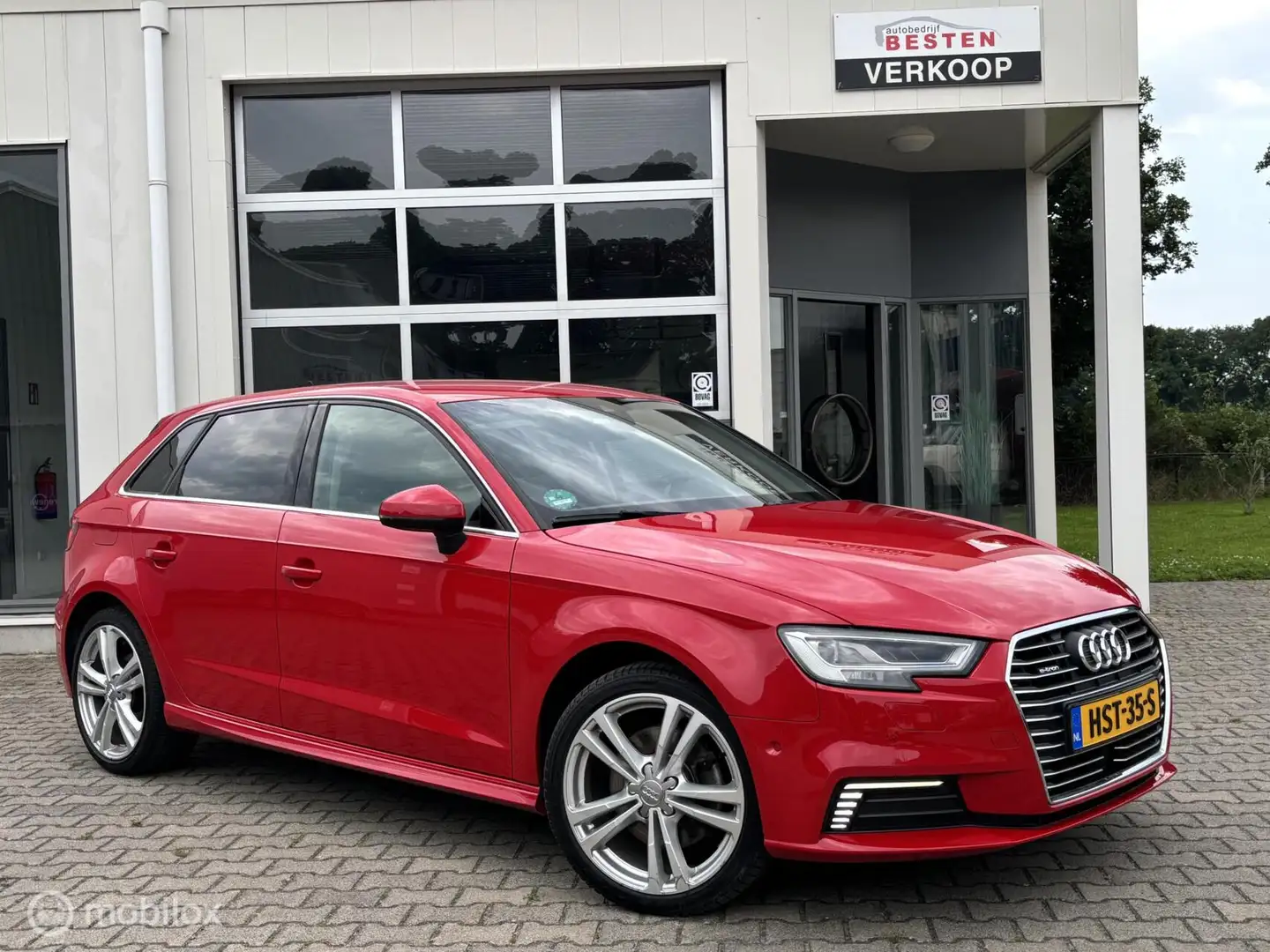 Audi A3 Sportback 40 e-tron Advance Sport / Bovag-garantie Rood - 2