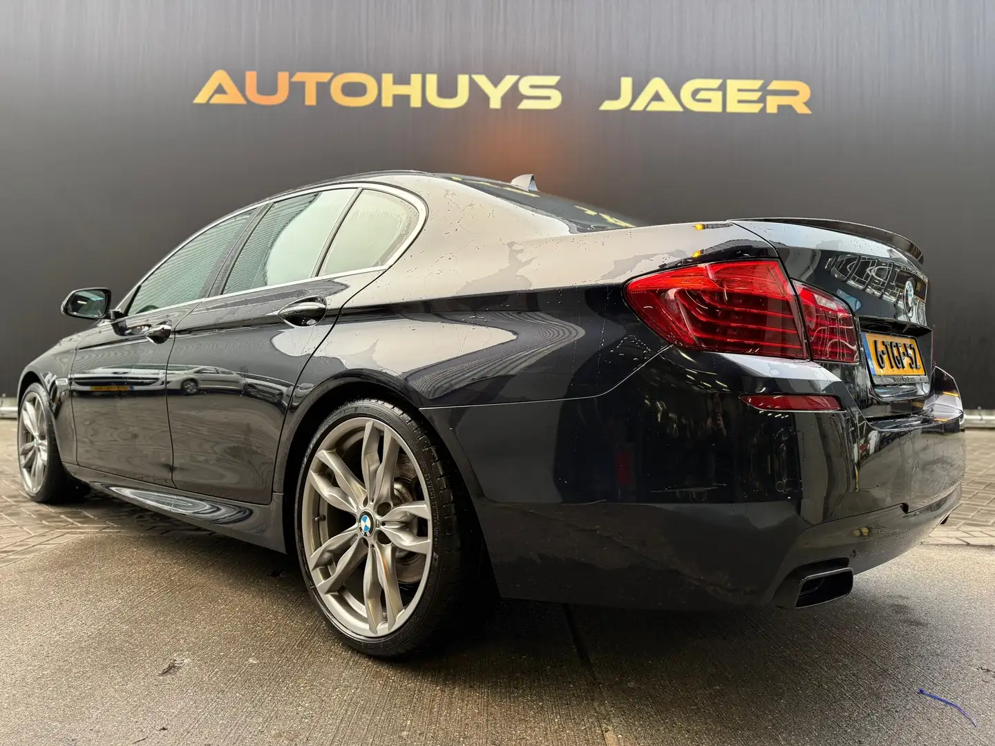 BMW M550 5-serie M550xd PANO NL H&U B&O LEDER Negru - 2