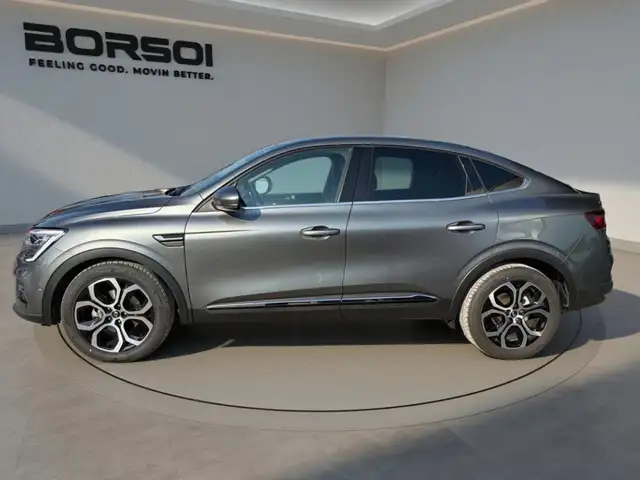 Renault Arkana view 2