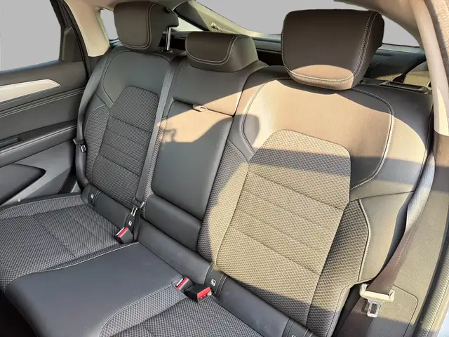 Renault Arkana view 14