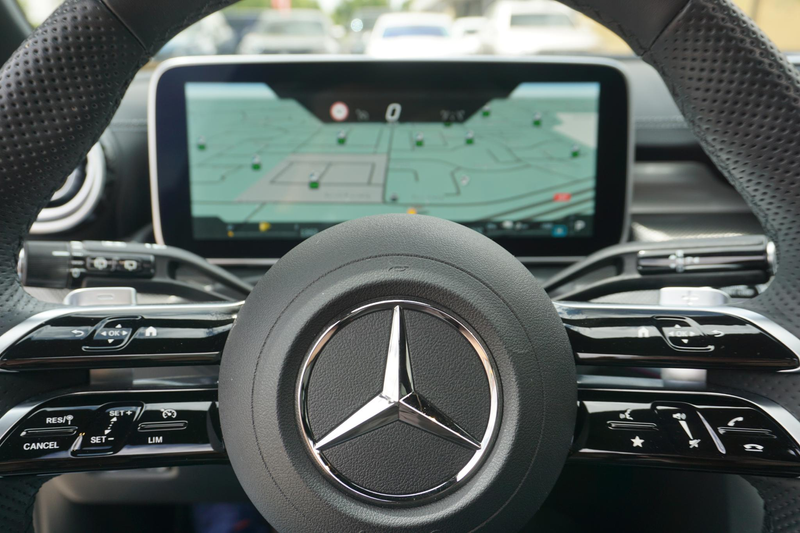 Mercedes-Benz C 300 Estate e AMG Line | PANO — photo 15