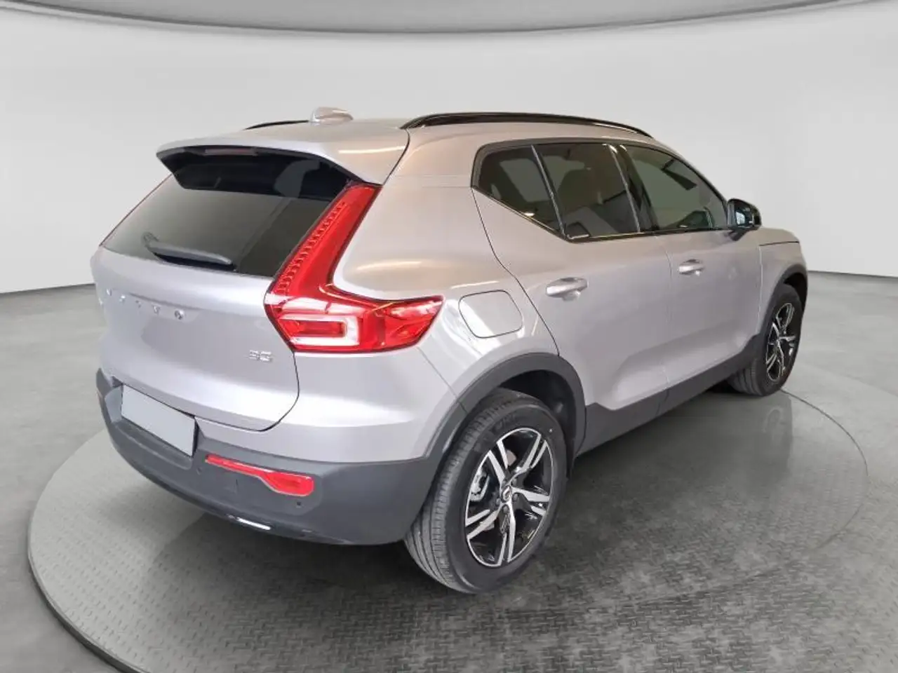 Volvo XC40 2026