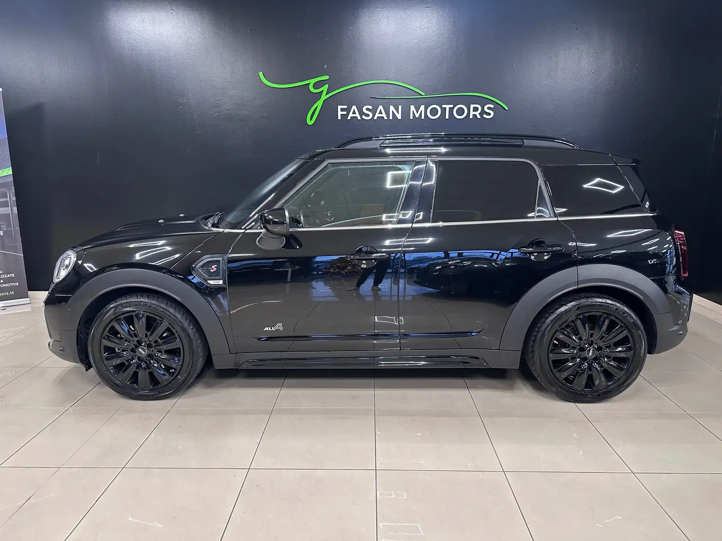MINI Cooper S Countryman Mini Countryman Cooper S 2020 2.0 Hype all4 auto Nero - 2