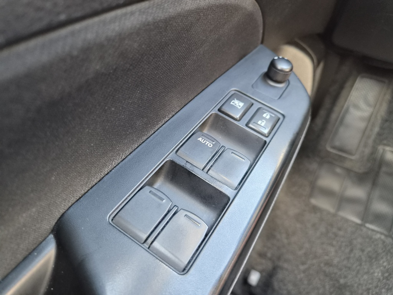 Suzuki Swift 1.2 Dynamic — photo 8