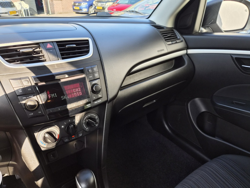 Suzuki Swift 1.2 Dynamic — photo 5