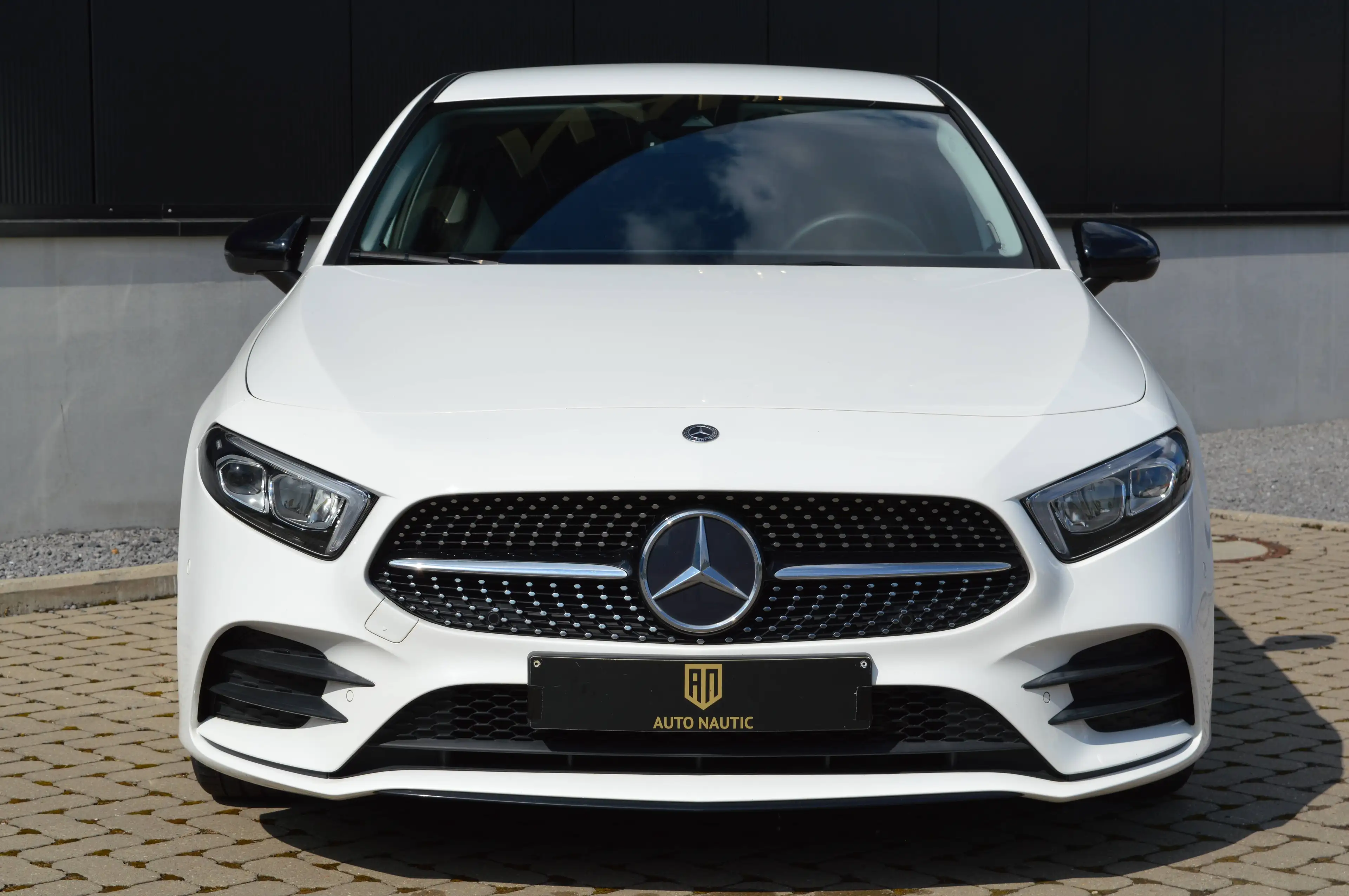 Mercedes-Benz A 220 d AMG Line - Nigh pack - Burmeister - Top condition — photo 3