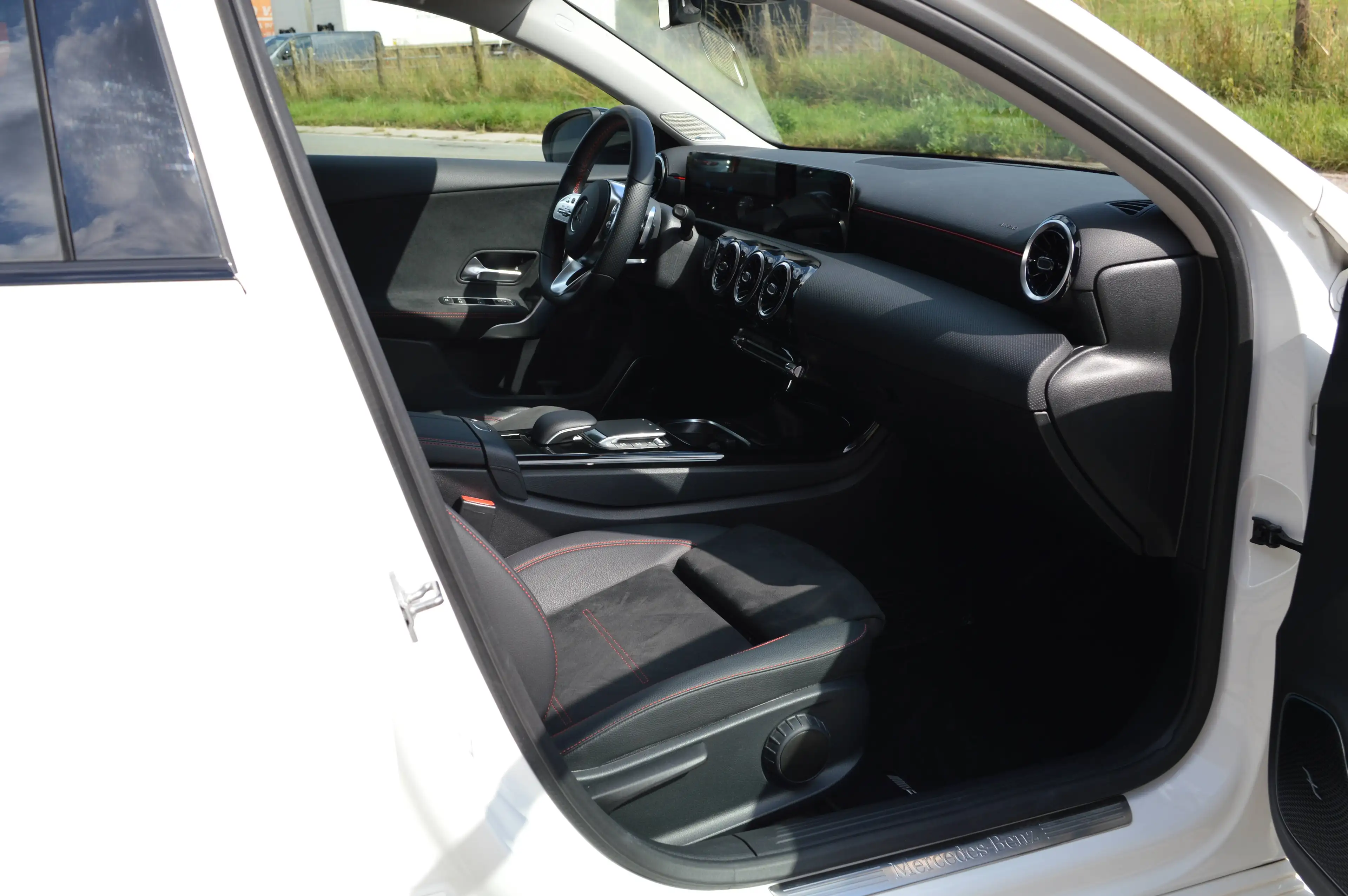 Mercedes-Benz A 220 d AMG Line - Nigh pack - Burmeister - Top condition — photo 8