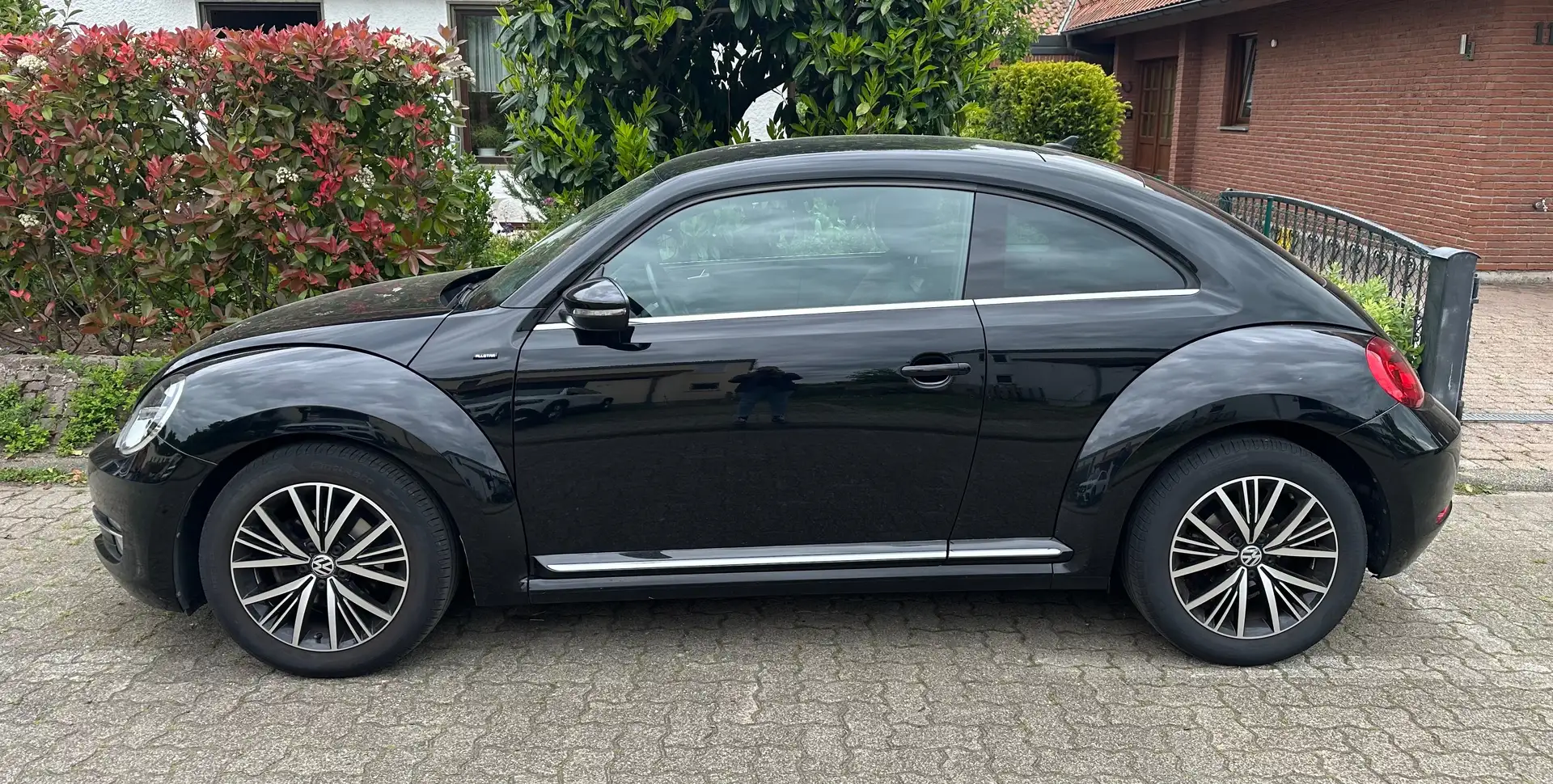 Volkswagen Beetle The Beetle 1.2 TSI Blue Motion Technologie Allstar Schwarz - 2