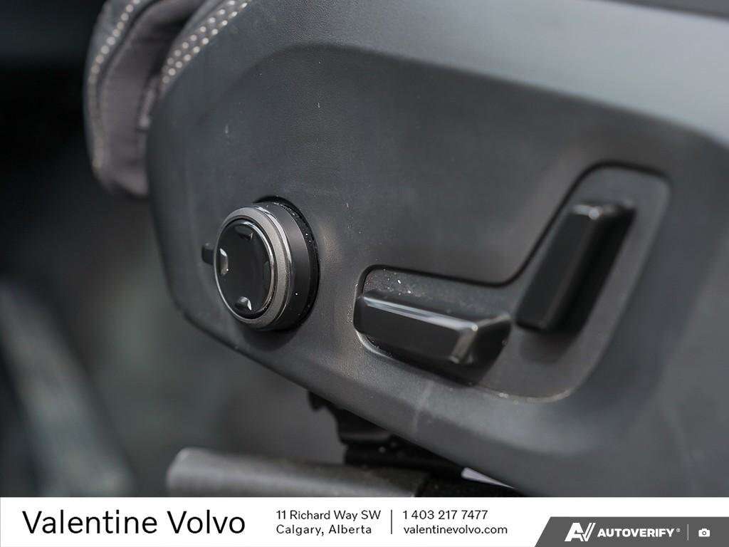 2026 Volvo XC90 Ultra Bright Theme thumb 29