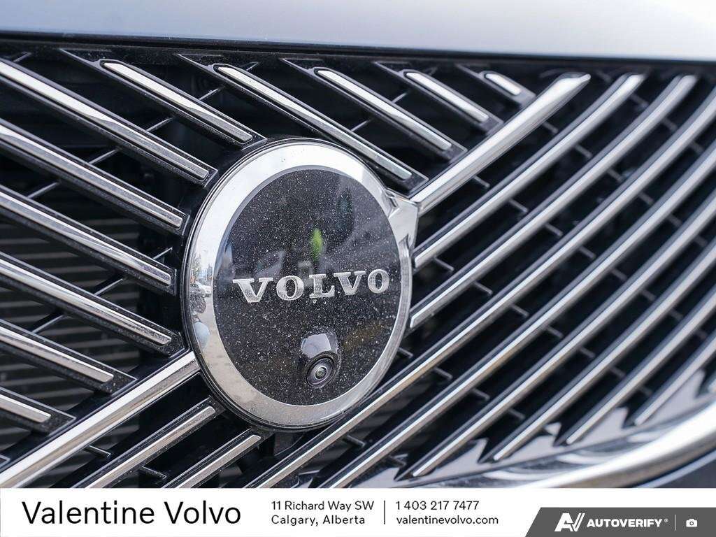 2026 Volvo XC90 Ultra Bright Theme thumb 9