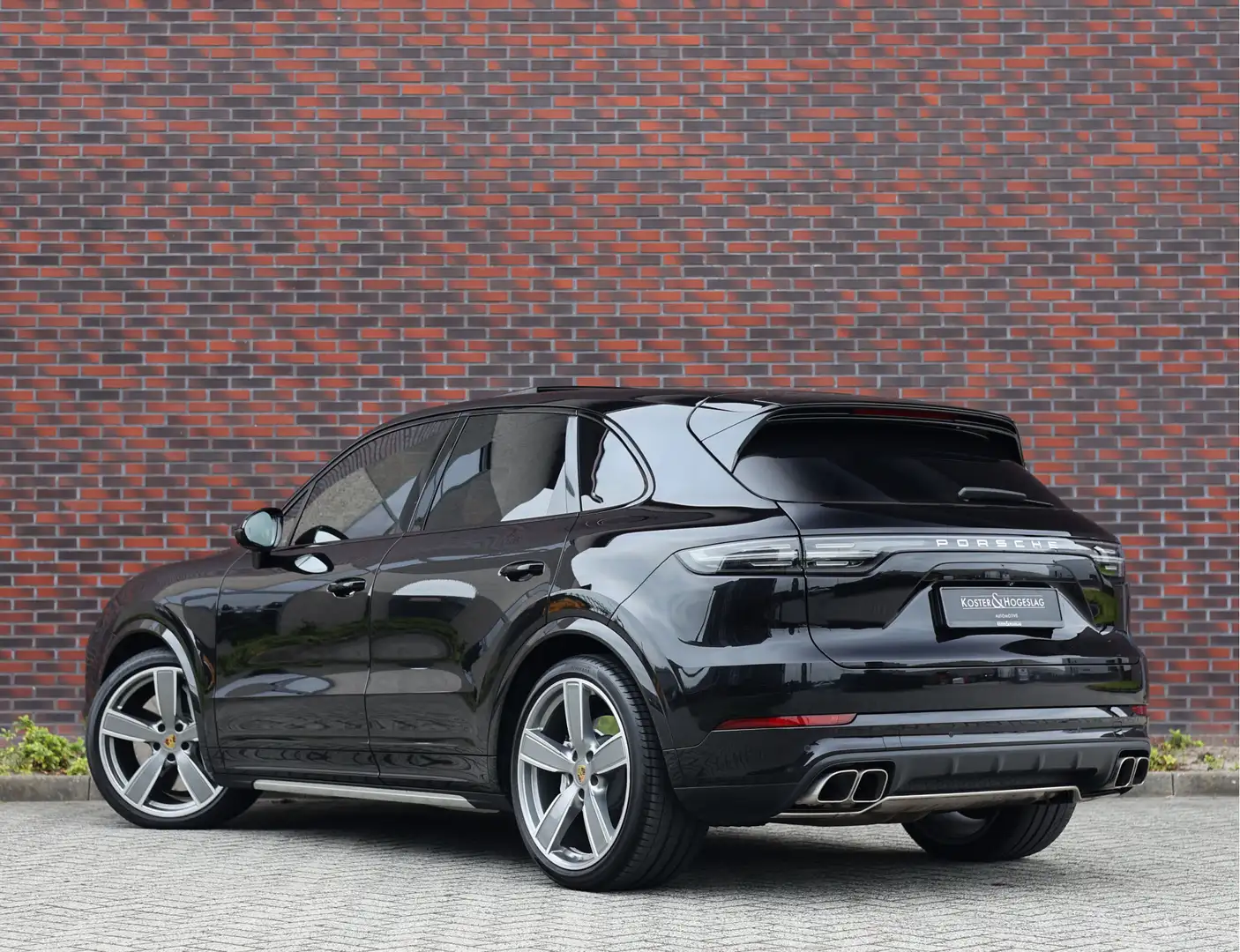 Porsche Cayenne 4.0 Turbo | 1e Eig. - Pano - Nightvision - BOSE Schwarz - 2