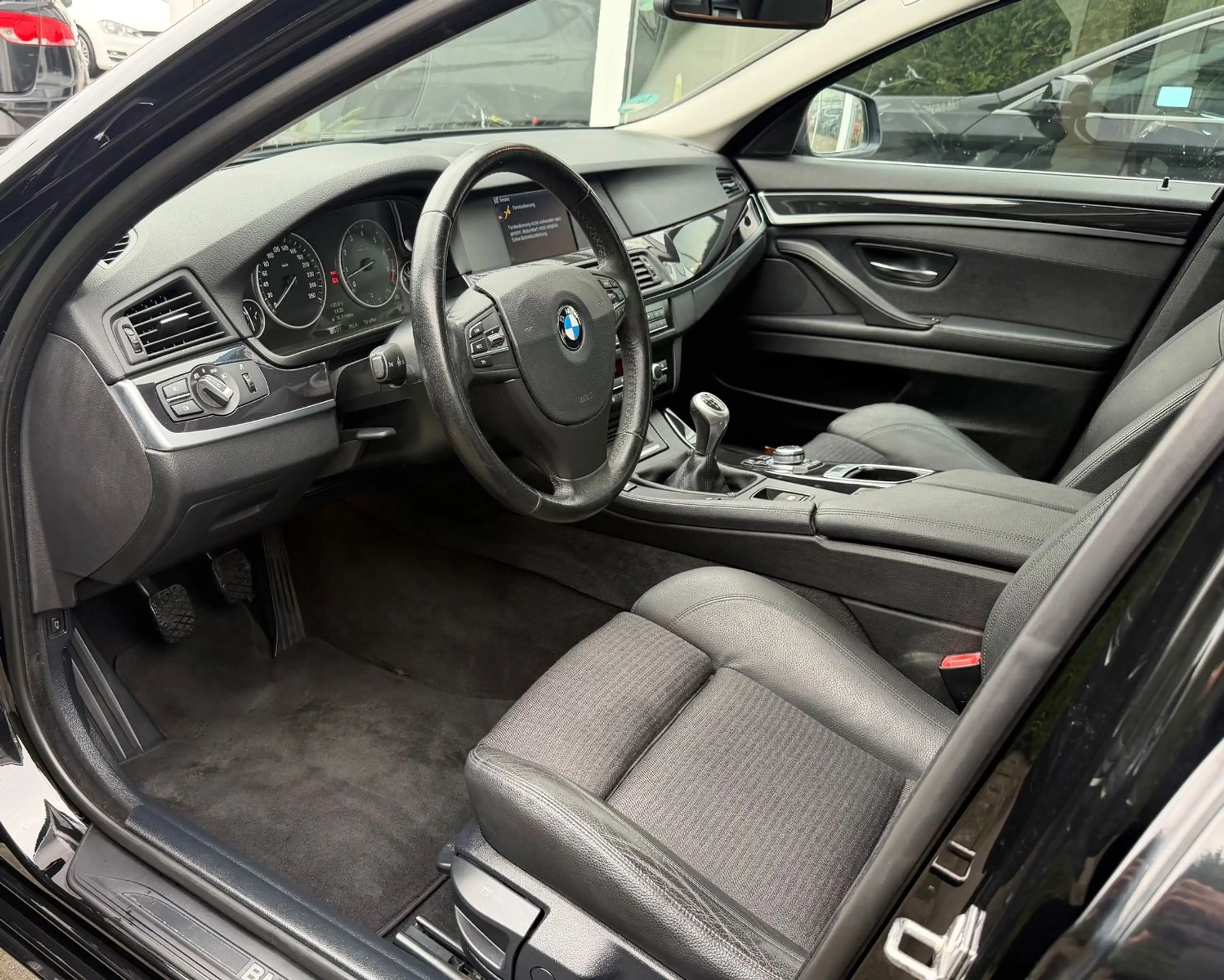 BMW 523 5 Touring 523 i — photo 5