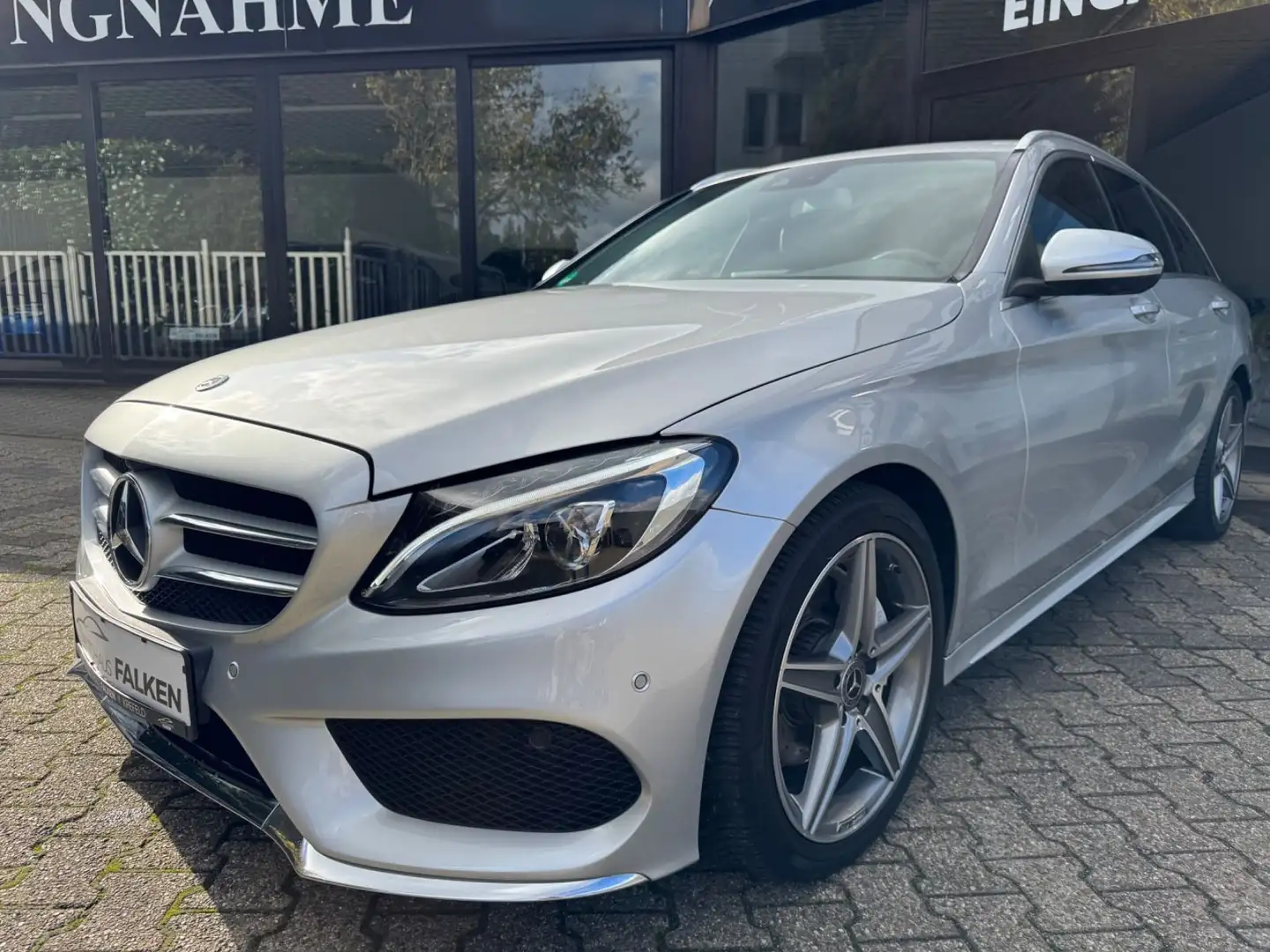 Mercedes-Benz C 180 T AMG LINE Burmester 360° *Garantie* 1H/SH Silber - 2