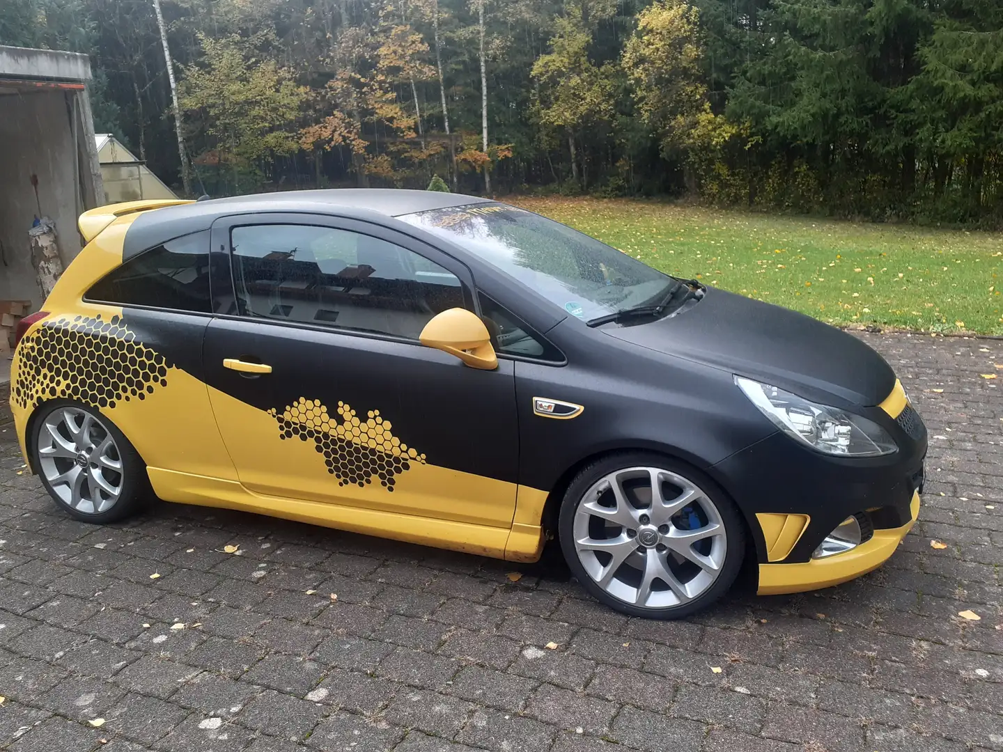 Opel Corsa Corsa 1.6 Turbo OPC Gelb - 2
