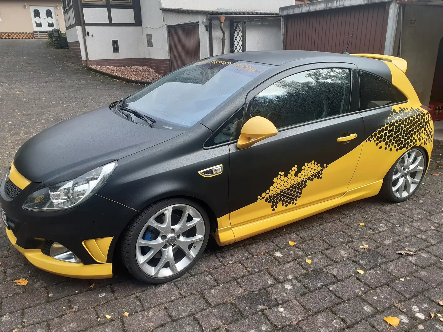 Opel Corsa Corsa 1.6 Turbo OPC Gelb - 1