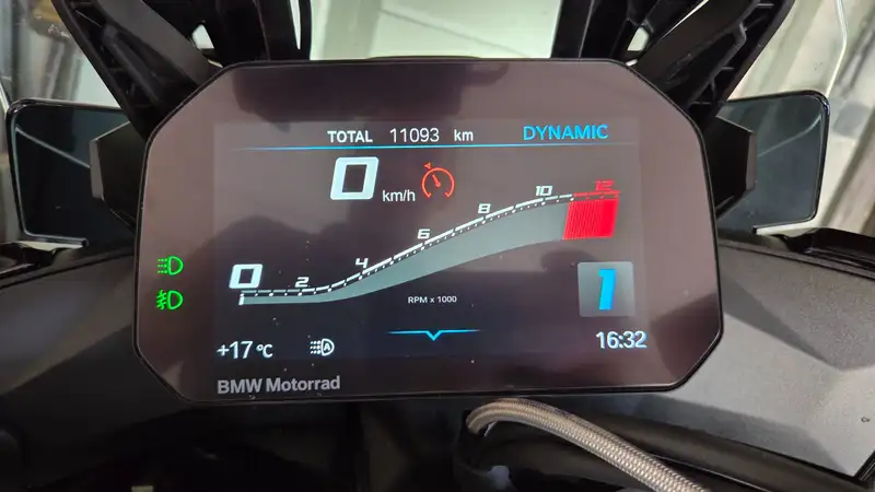 BMW S 1000 XR - foto 6