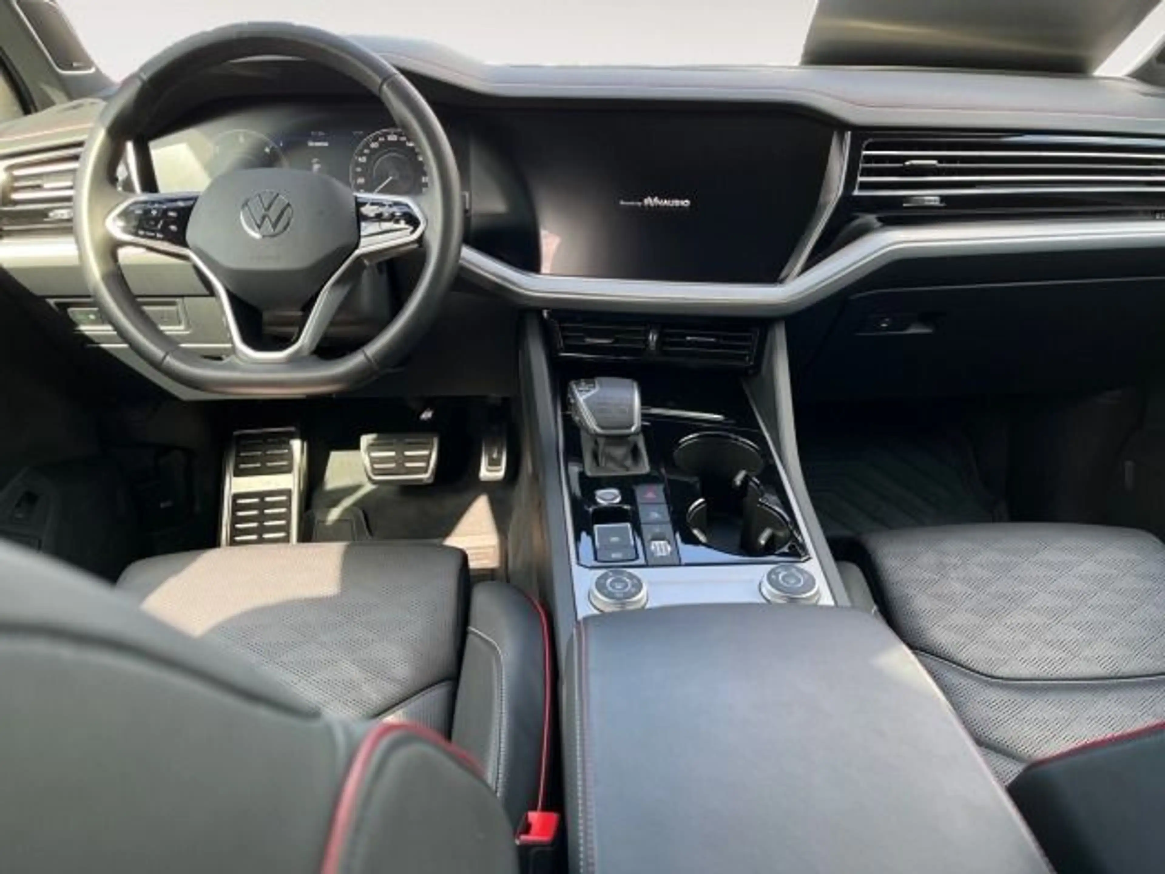 Volkswagen Touareg 3.0 TDI Edition 20 AHK,Luft,Pano,,Dynaud — photo 10