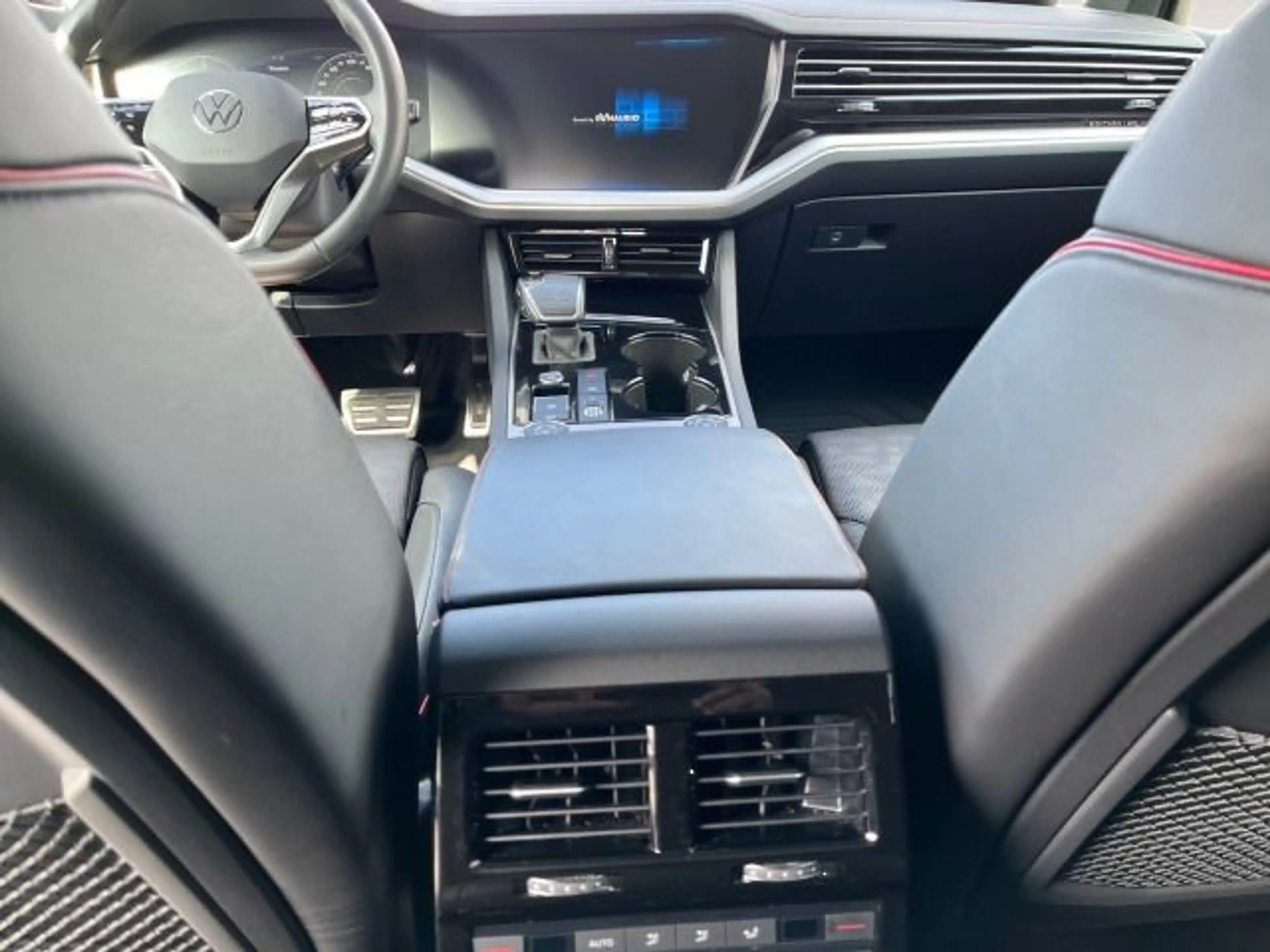 Volkswagen Touareg 3.0 TDI Edition 20 AHK,Luft,Pano,,Dynaud — photo 11