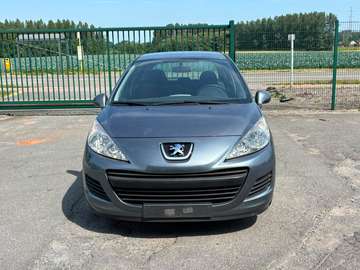 Peugeot 207 1.4 essence Airco Feuilles Rose