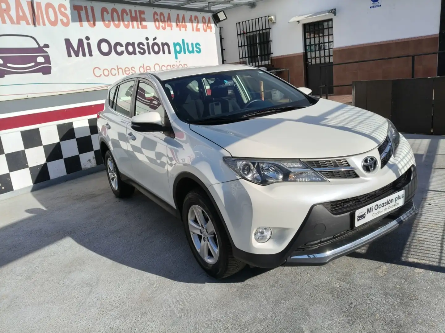 Toyota RAV 4 120D Active 4x2 Blanco - 2
