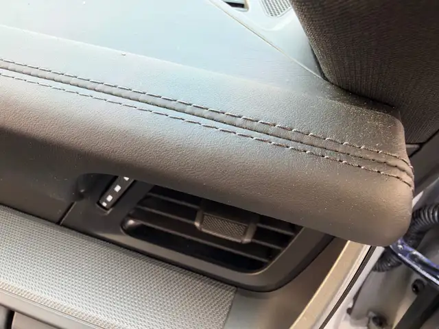 Porsche 911 view 14