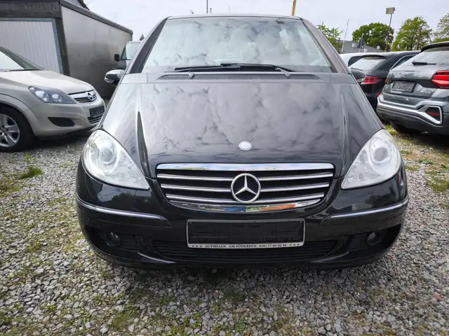 Mercedes-Benz A 150 A-Klasse  5-Türer Automatik Avantgarde