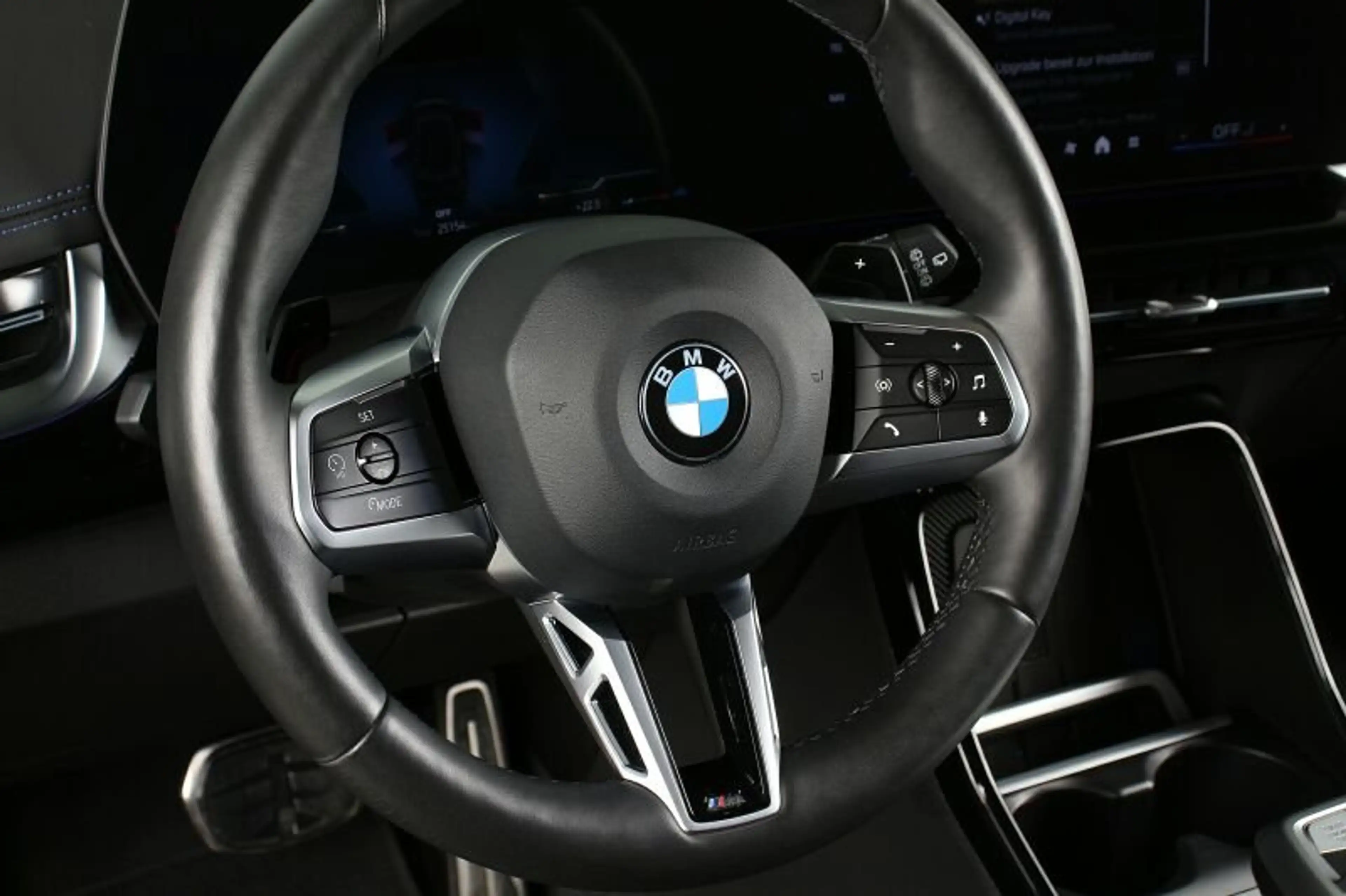 BMW 223 i xDr Active Tourer M Sportpaket AHK Pano H&K — photo 14