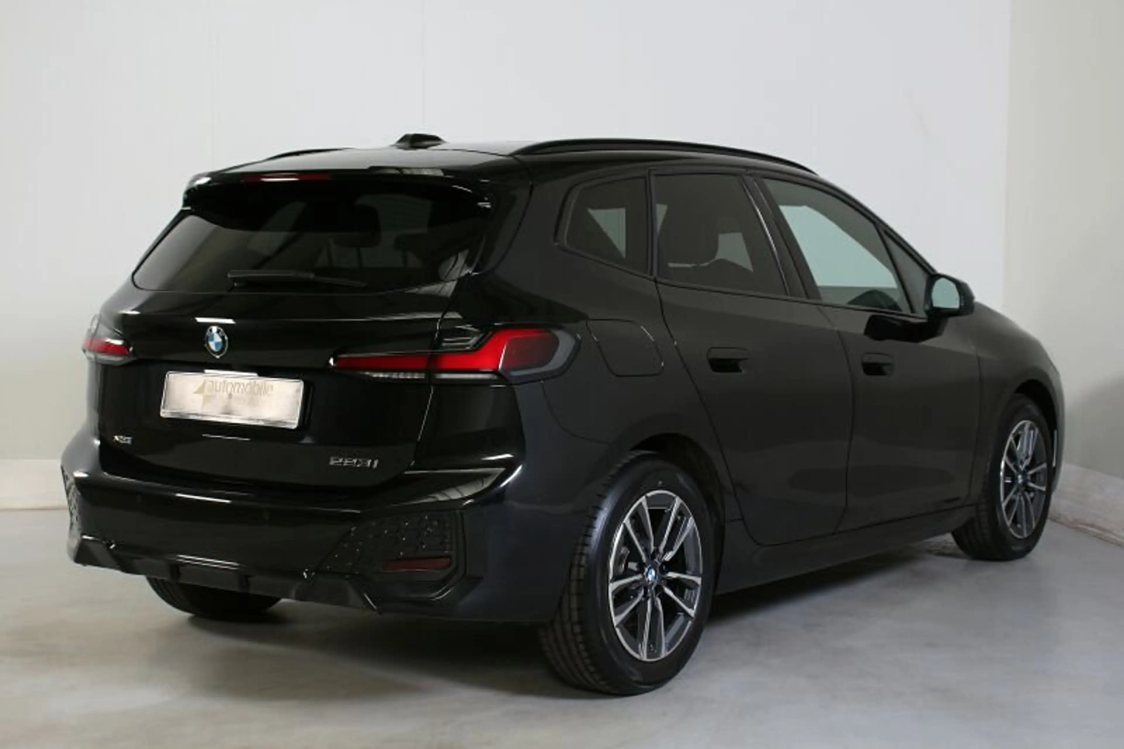 BMW 223 i xDr Active Tourer M Sportpaket AHK Pano H&K — photo 5