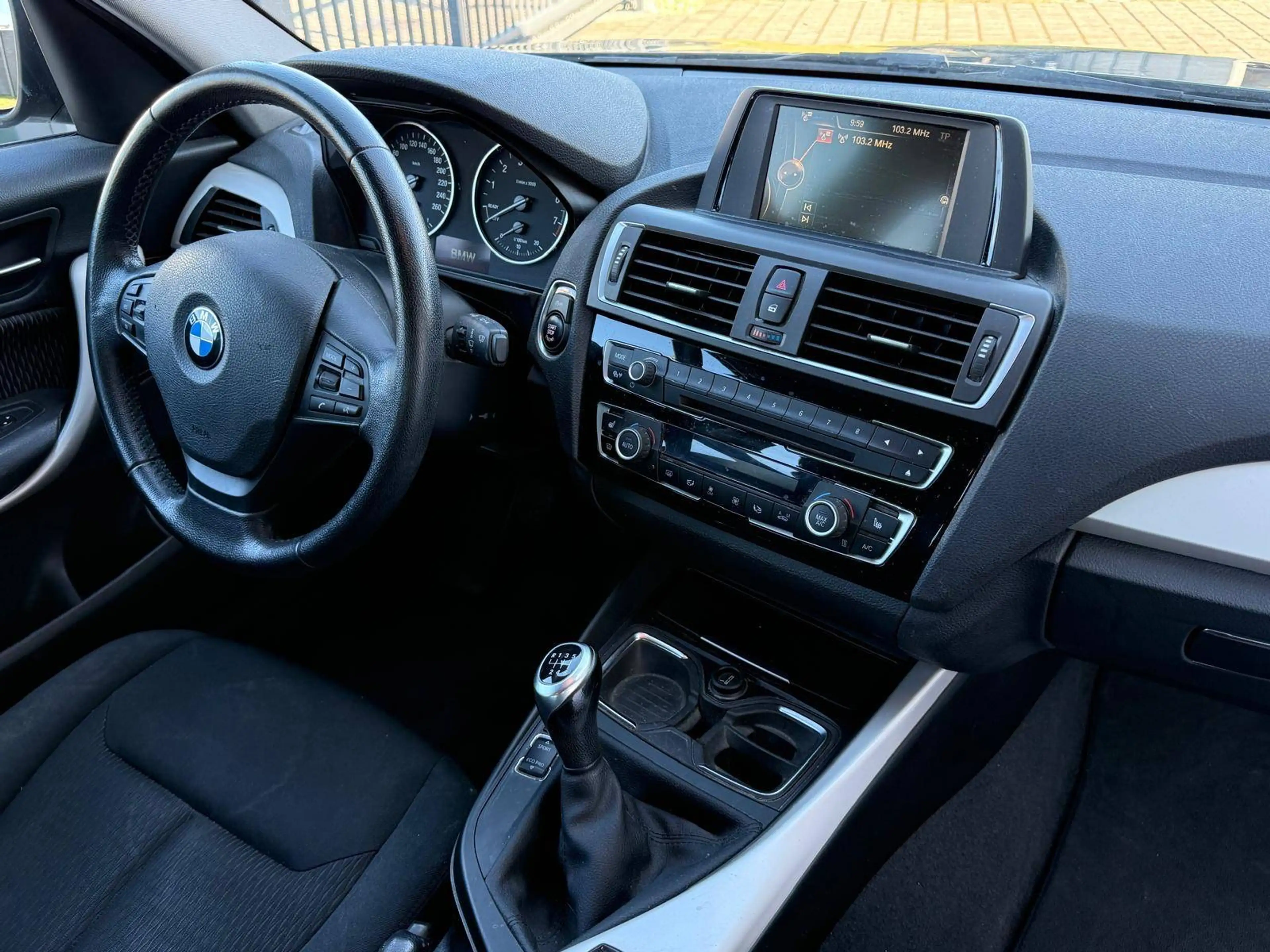 BMW 118 118 i Advantage 100Tkm — photo 5