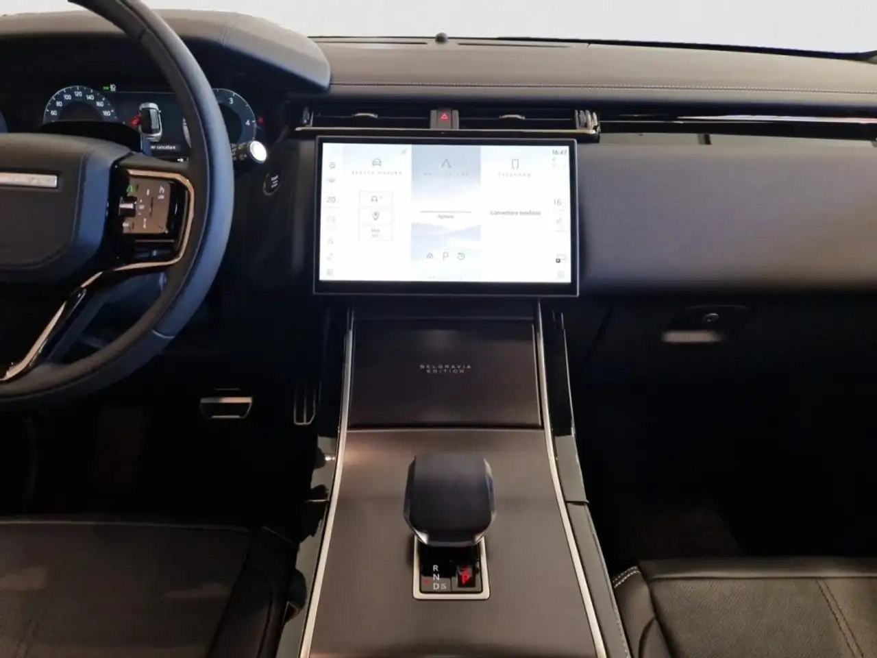 Land Rover Range Rover Velar 2026 — фото 16