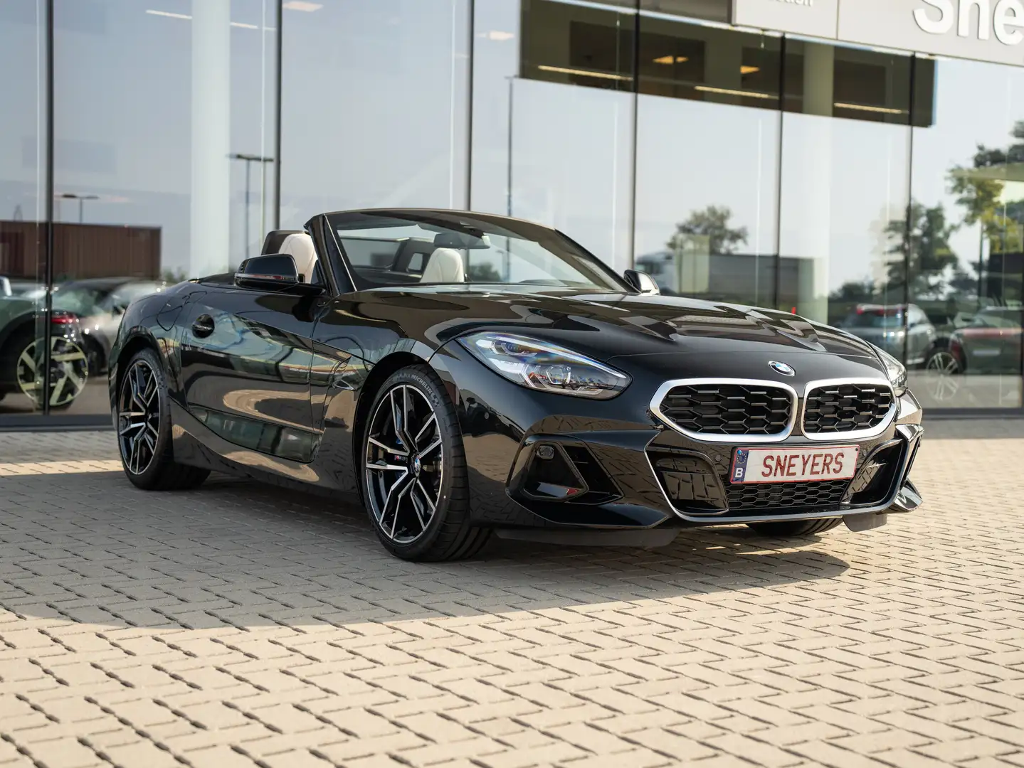 BMW Z4 Z4 sDrive20i M Sport manueel Schwarz - 2